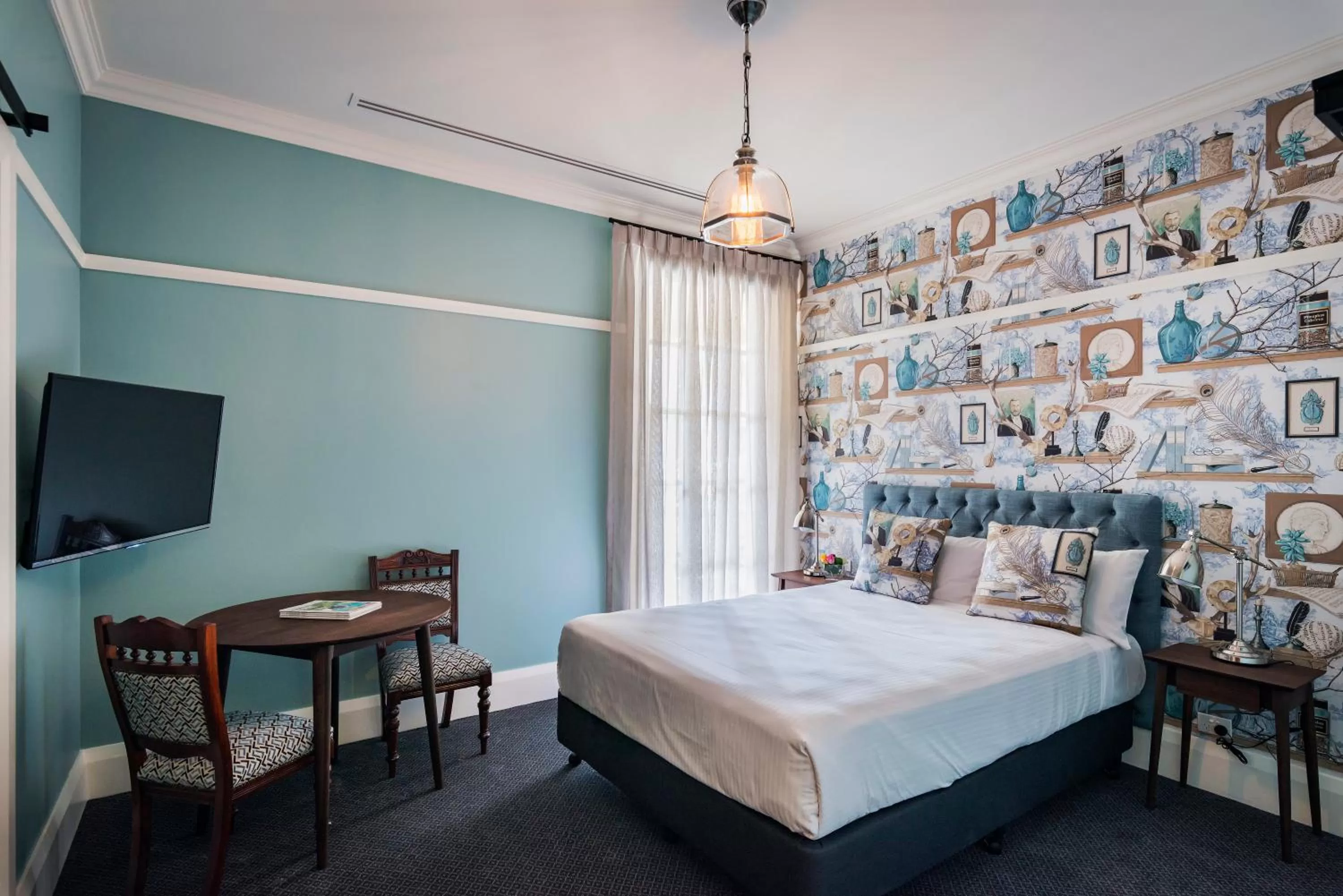 Bedroom, Bed in The North Sydney Hotel