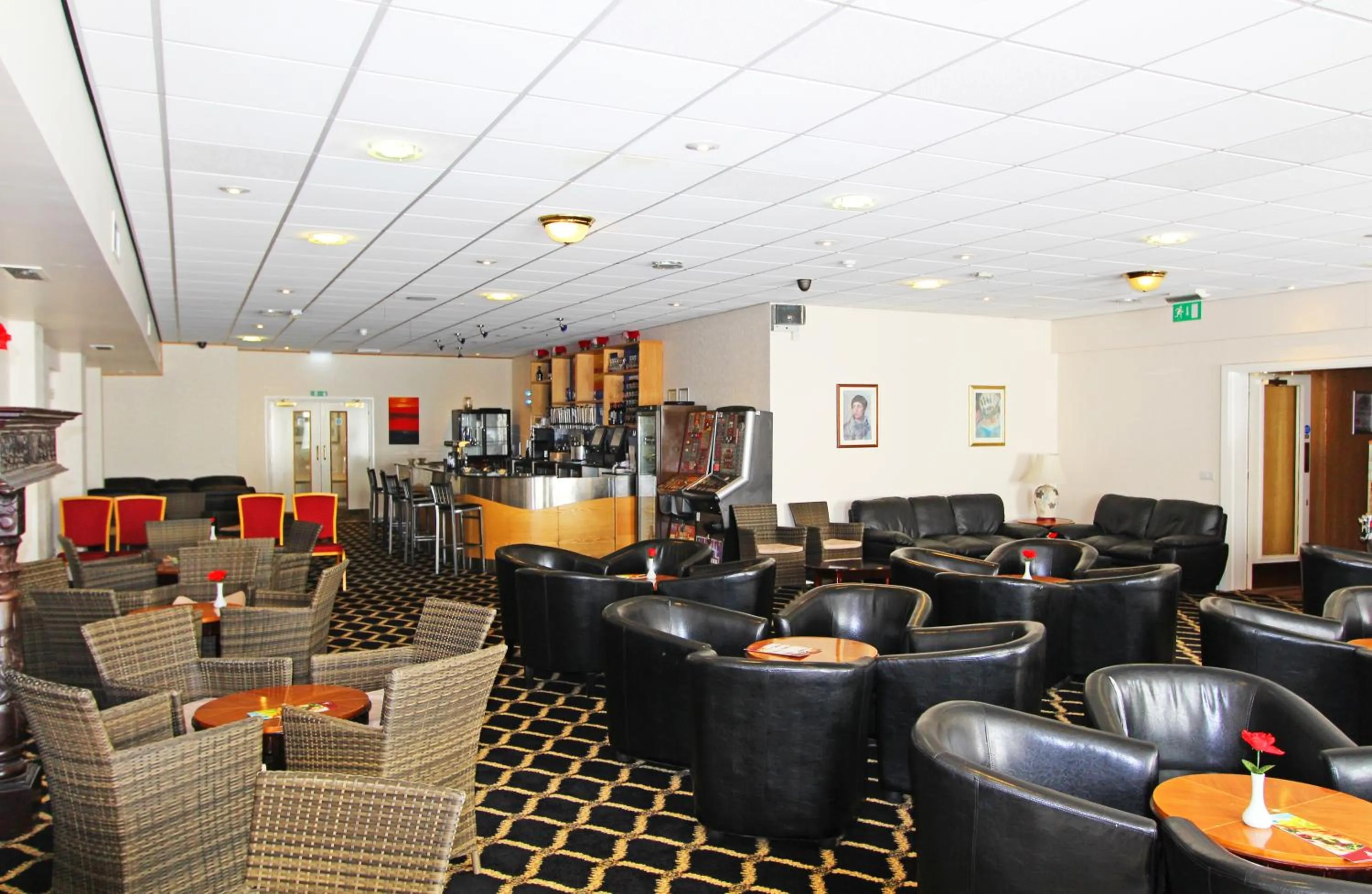 Lounge or bar in Britannia Bournemouth Hotel