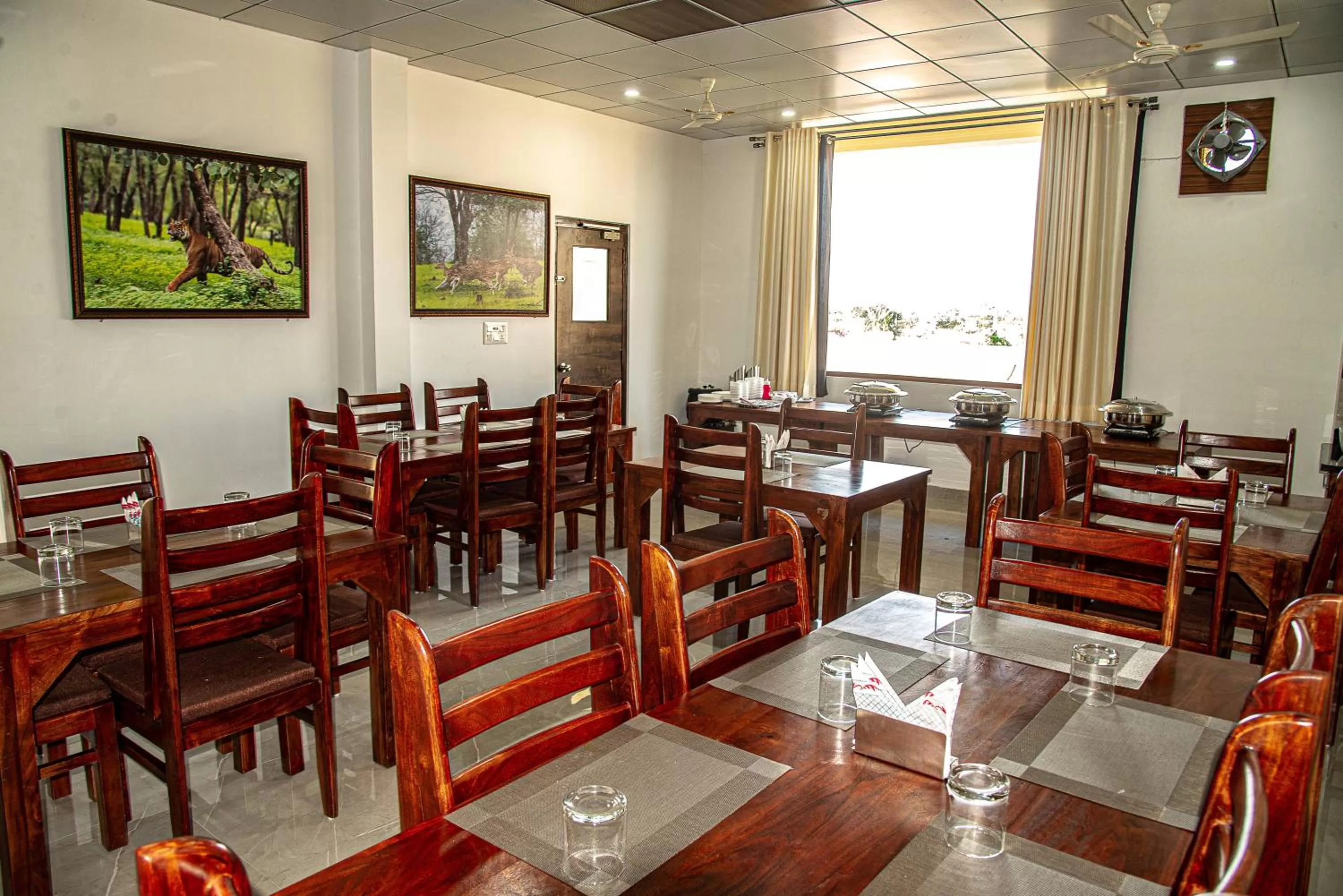 Restaurant/places to eat in Omak Tiger Seven