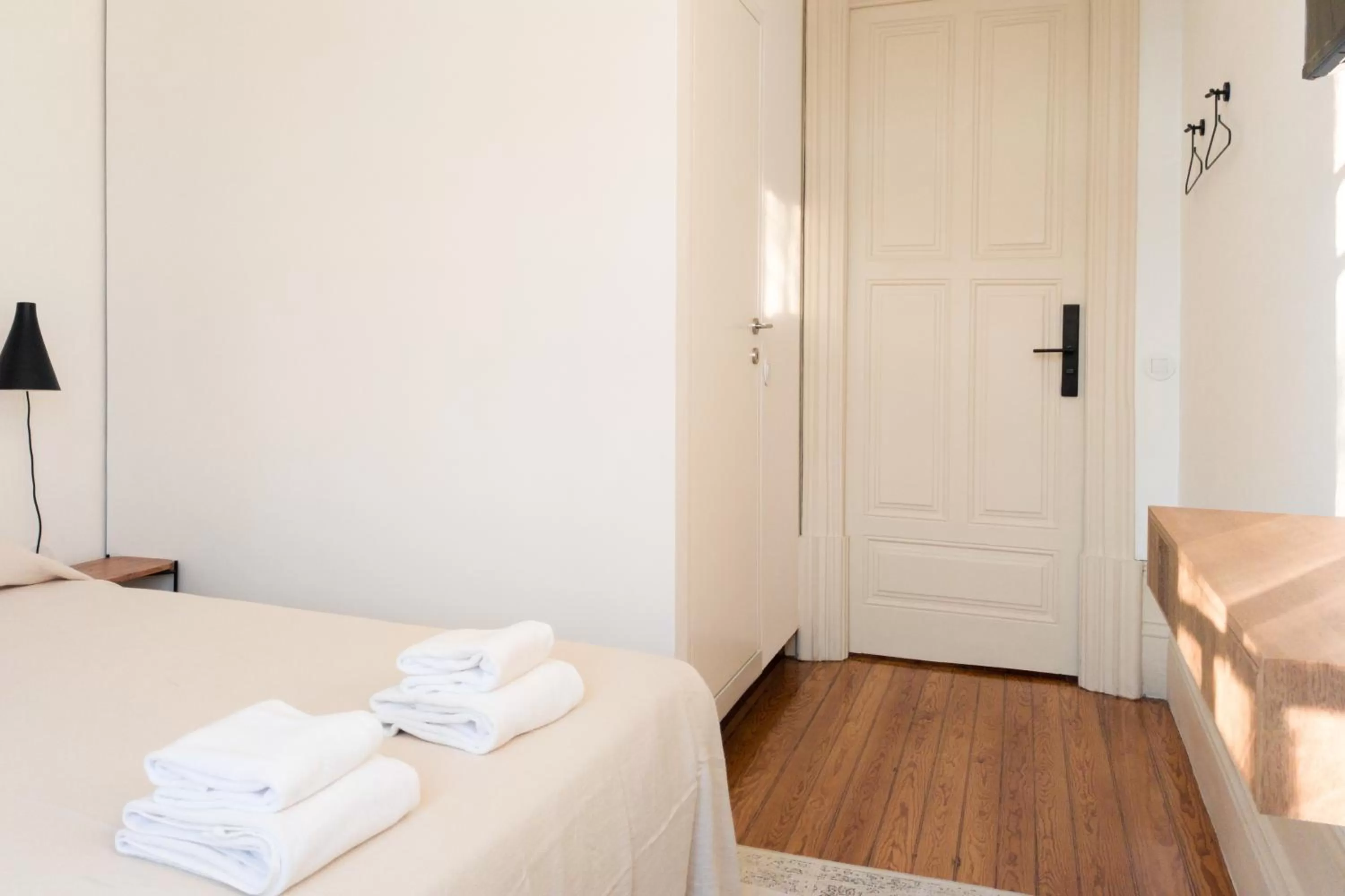 Bed in Alameda Suites @ Porto River