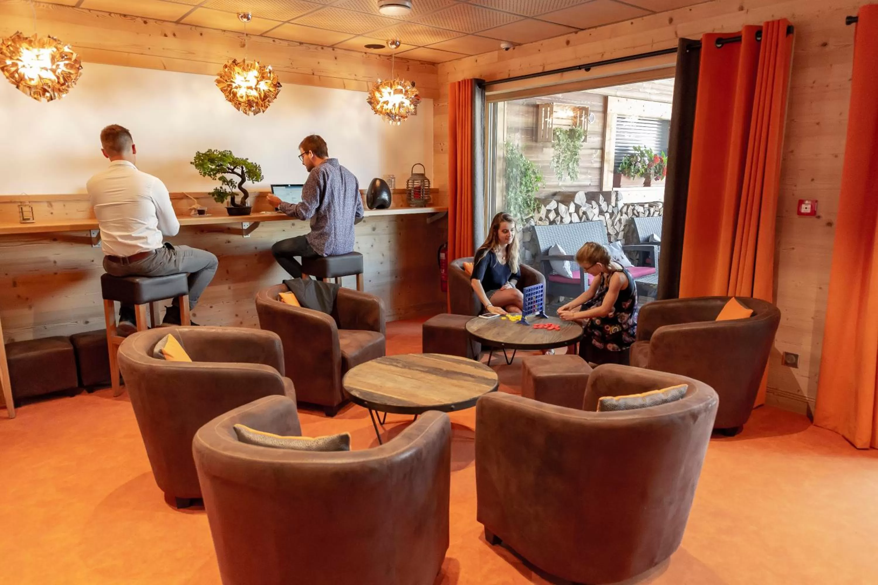 Lounge or bar in La Ferme Du Lac