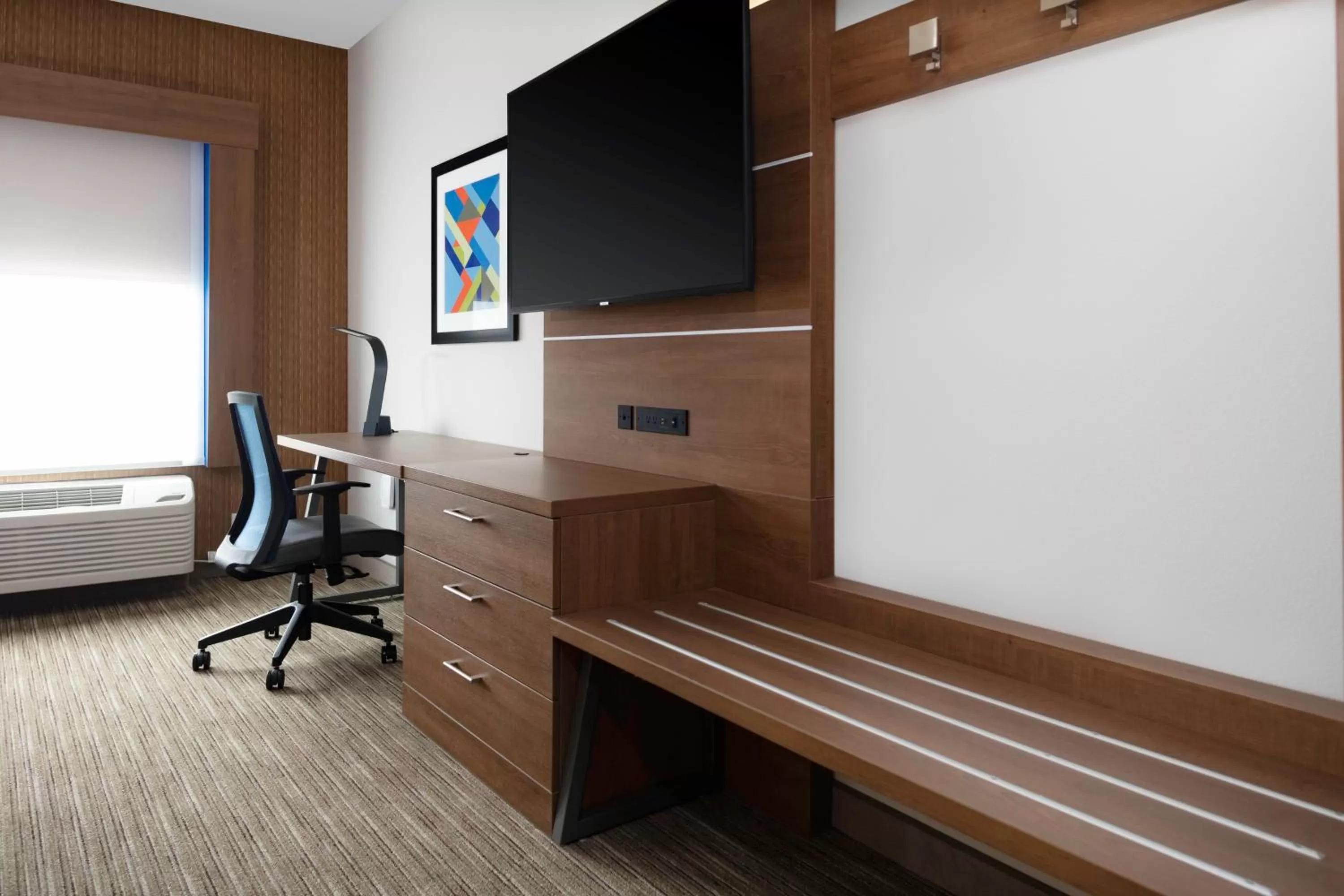 Photo of the whole room in Holiday Inn Express & Suites - The Dalles by IHG