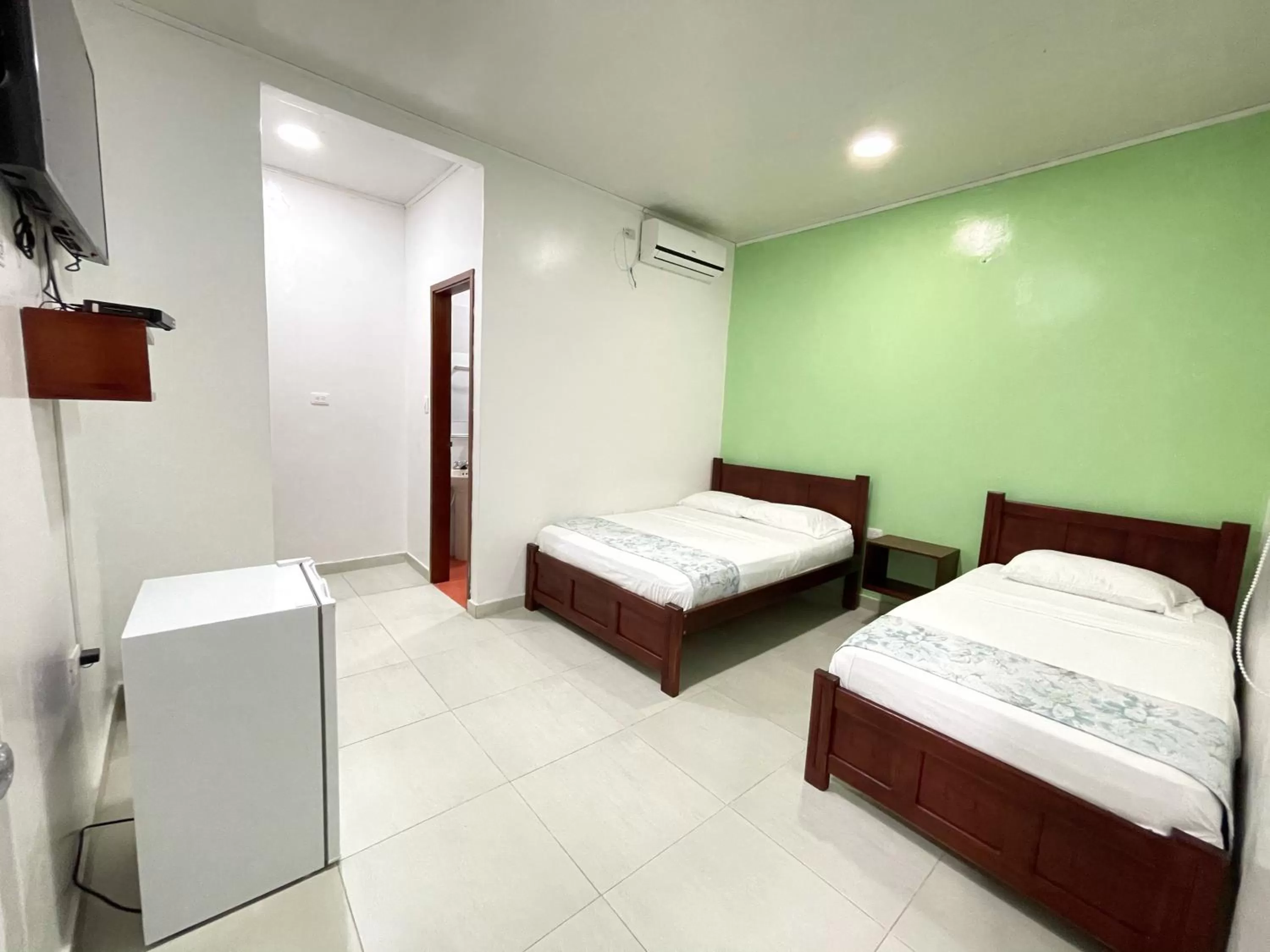 Bedroom, Bed in Apartahotel Caribe Diez