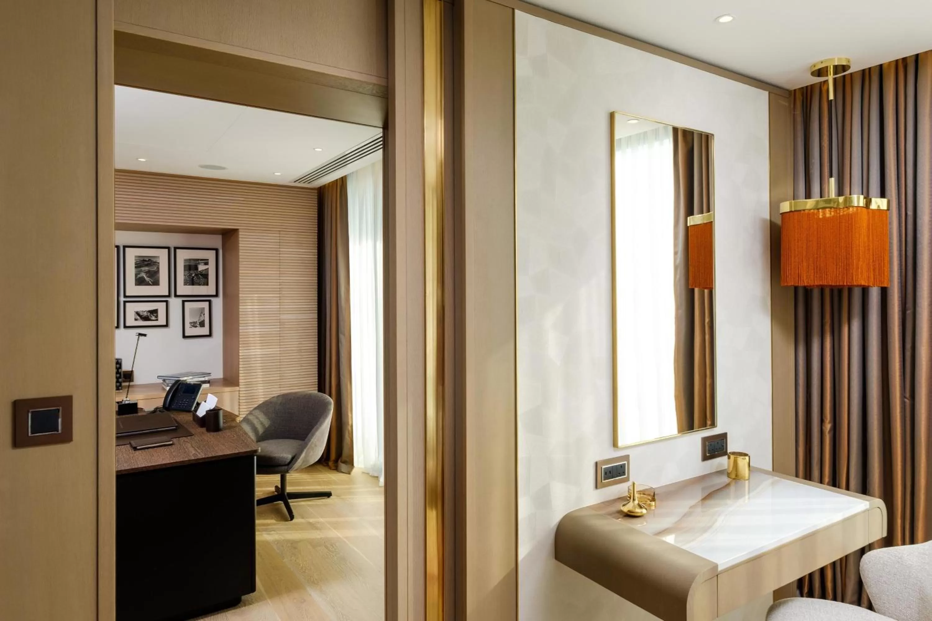 Bedroom, Bed in Parklane, a Luxury Collection Resort & Spa, Limassol