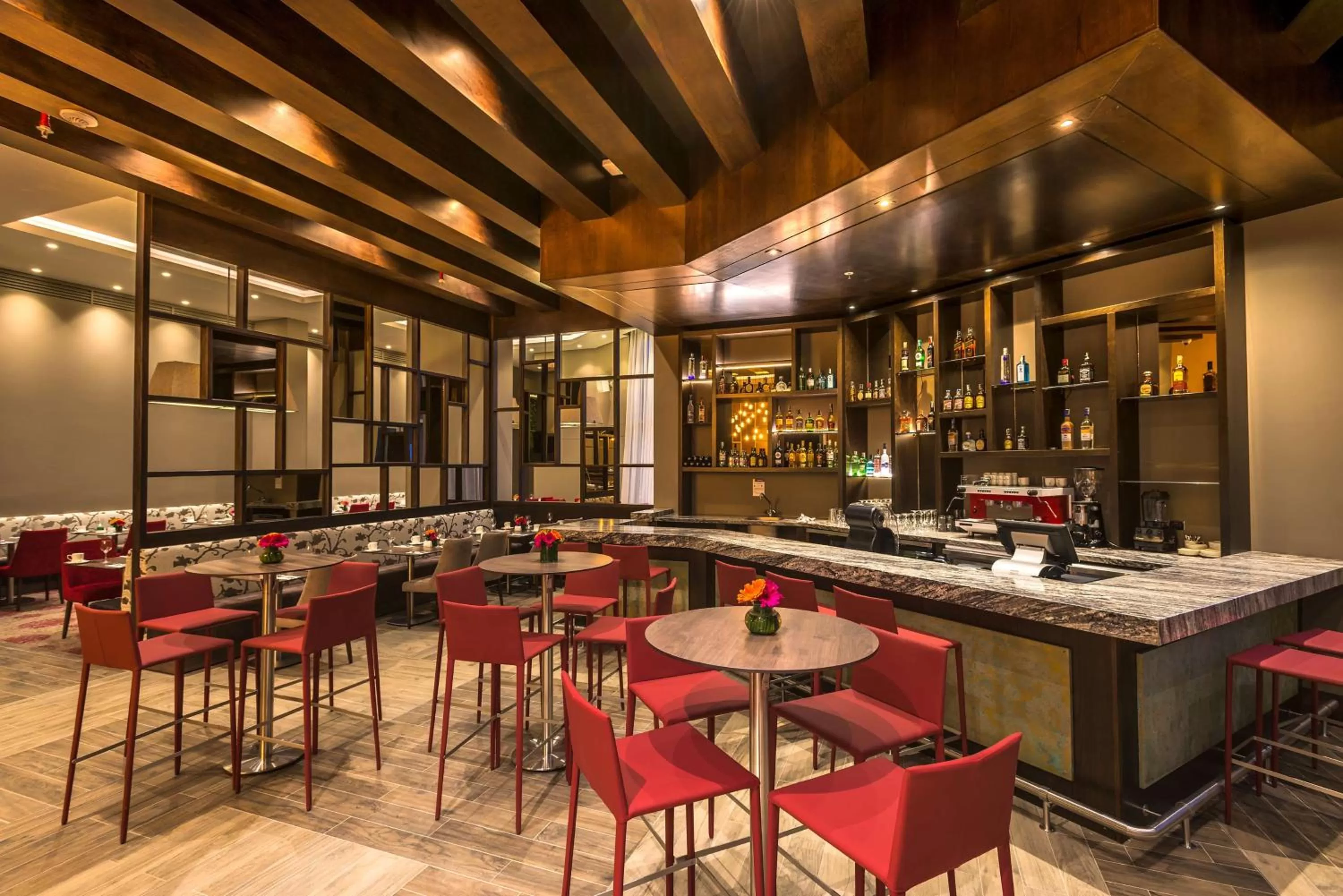 Lounge or bar in Hilton Garden Inn Bogota Airport