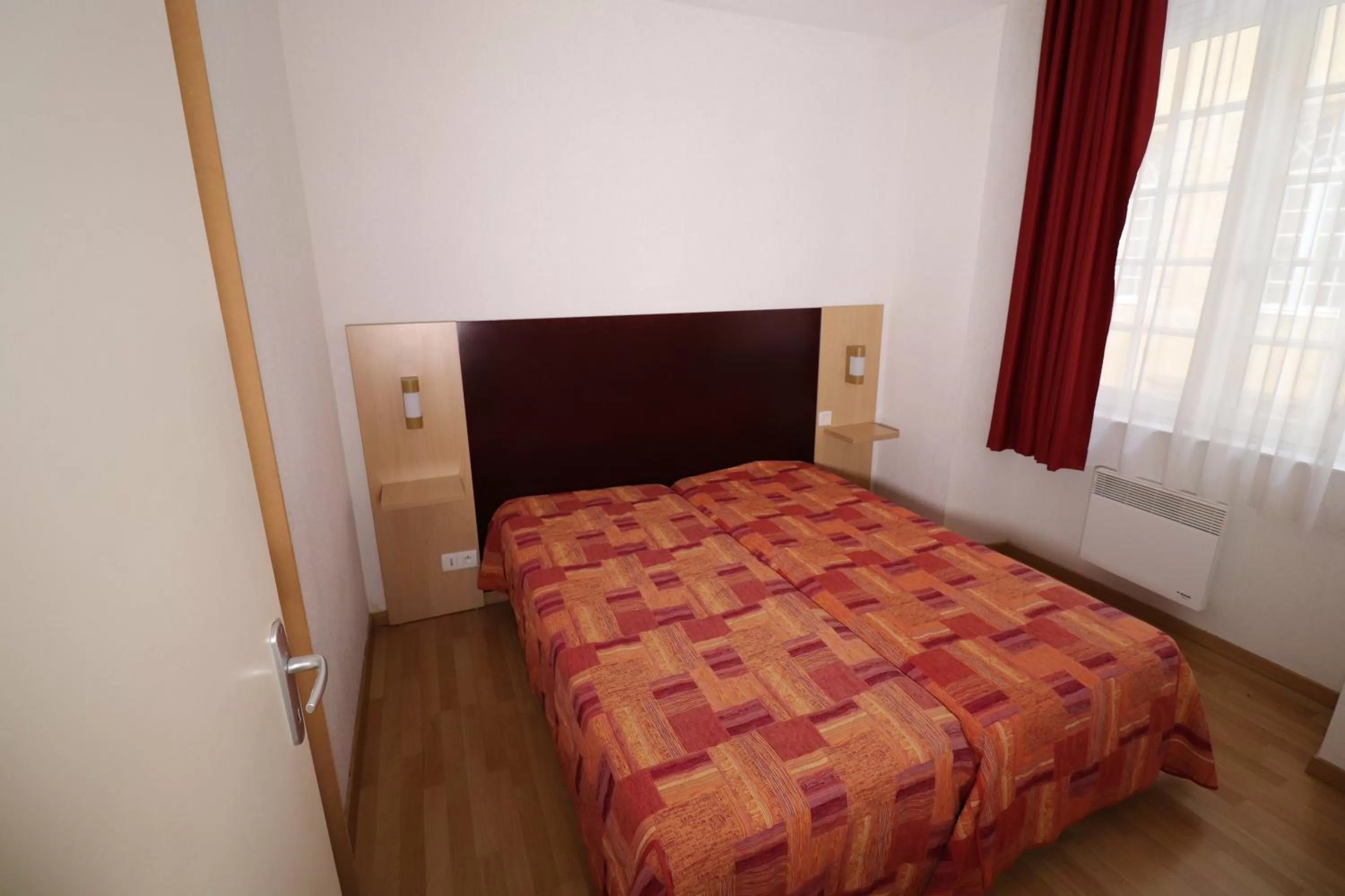 Bed in Chateau Ricard