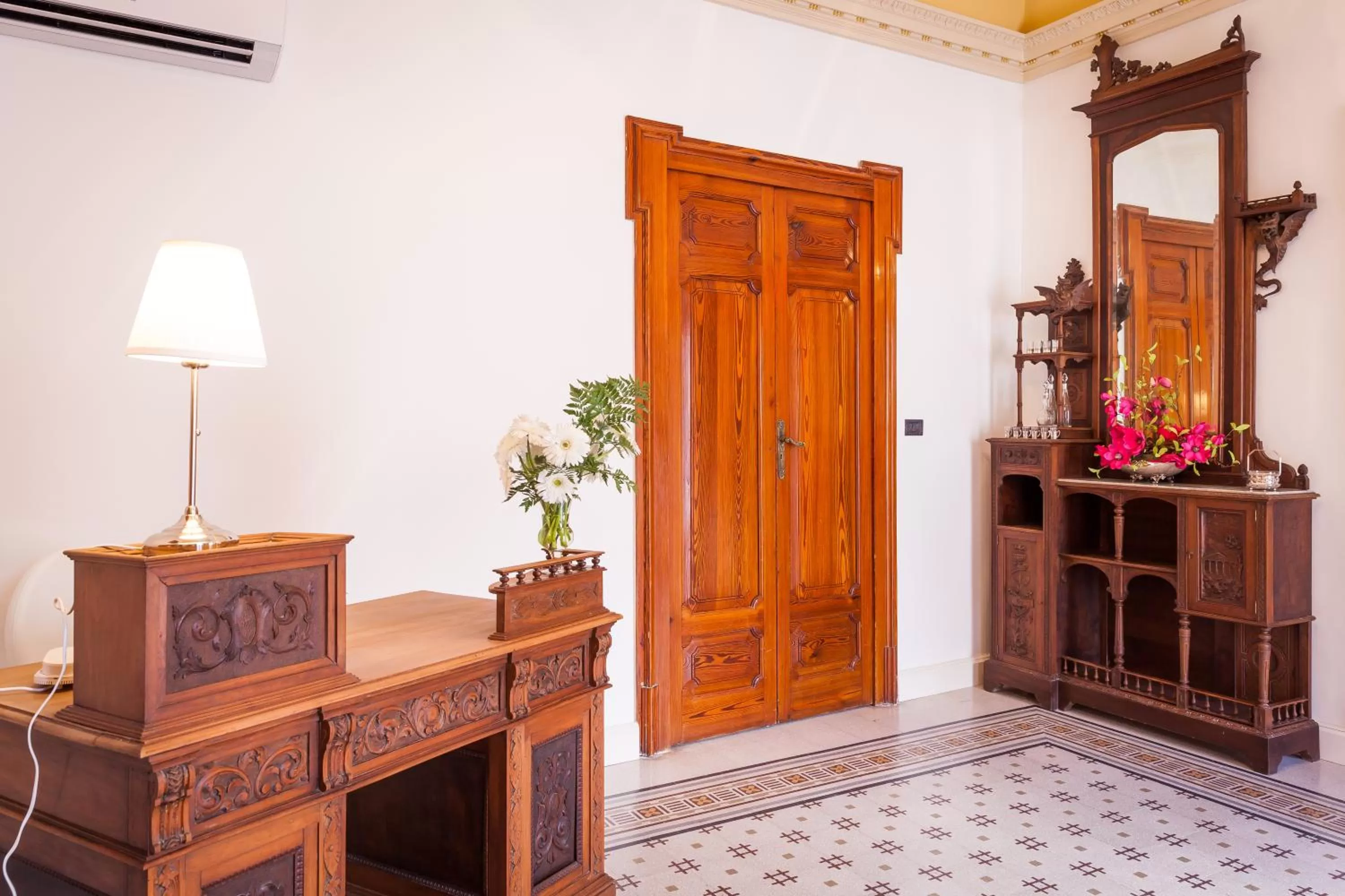 Living room in Palazzo Montalbano