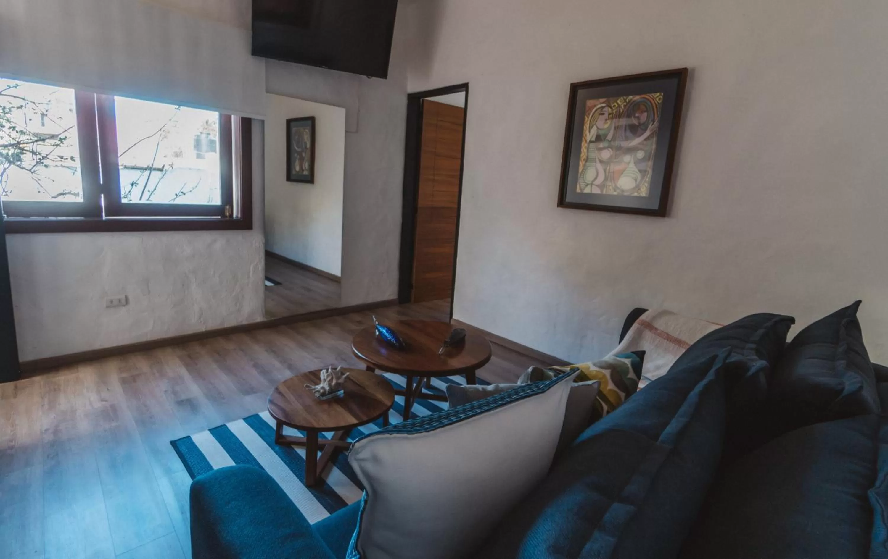 Living room in Amaia Boutique Hotel