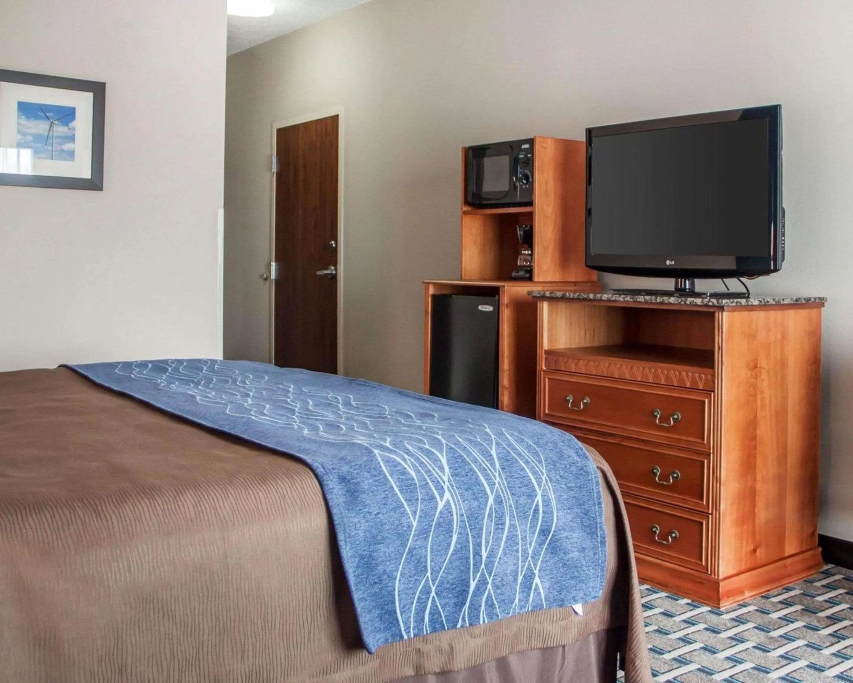 King Room - Accessible/Non-Smoking in Comfort Inn & Suites Weatherford