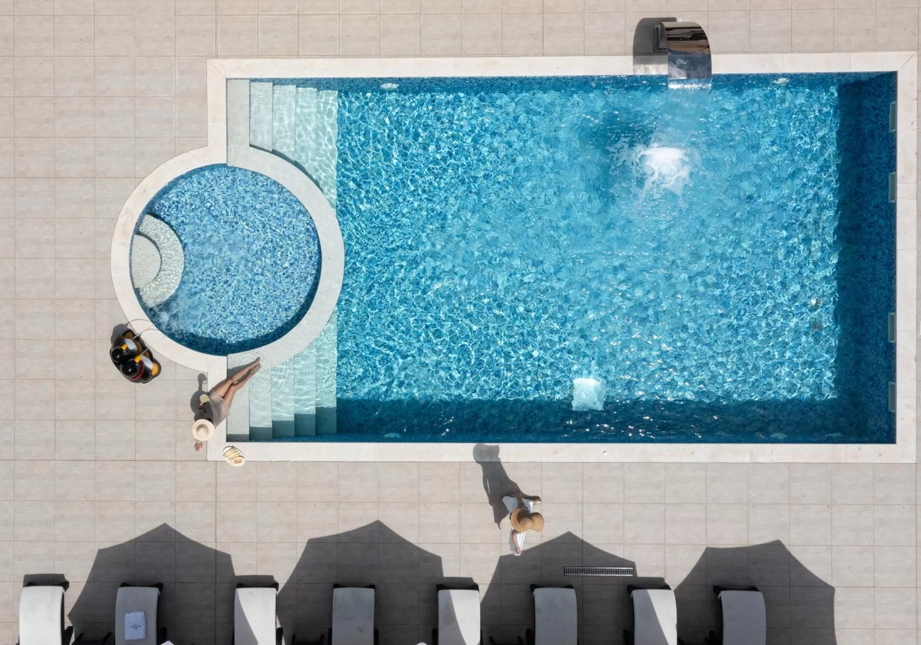 Swimming pool in Villa Sara