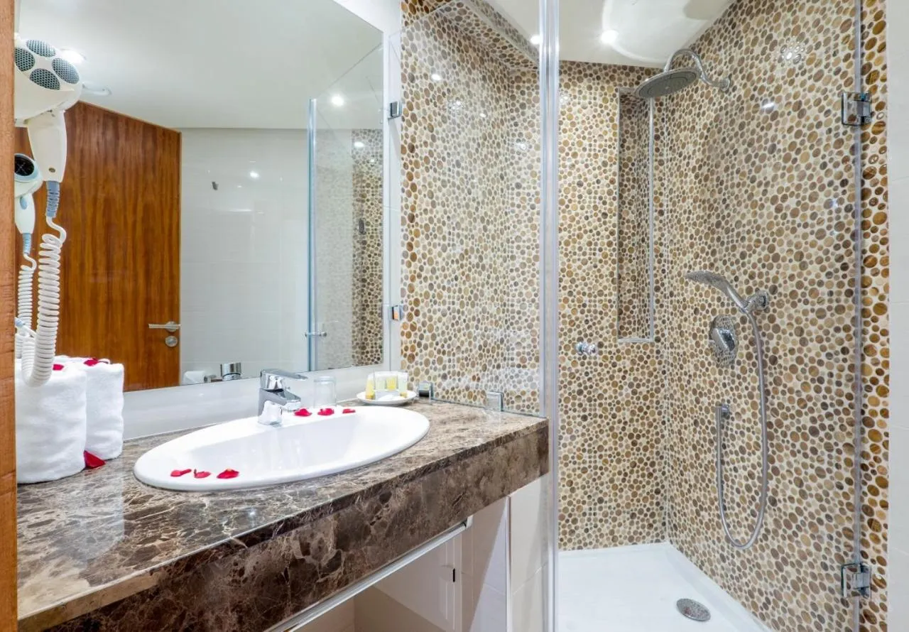 Bathroom in Hotel Ayoub & Spa