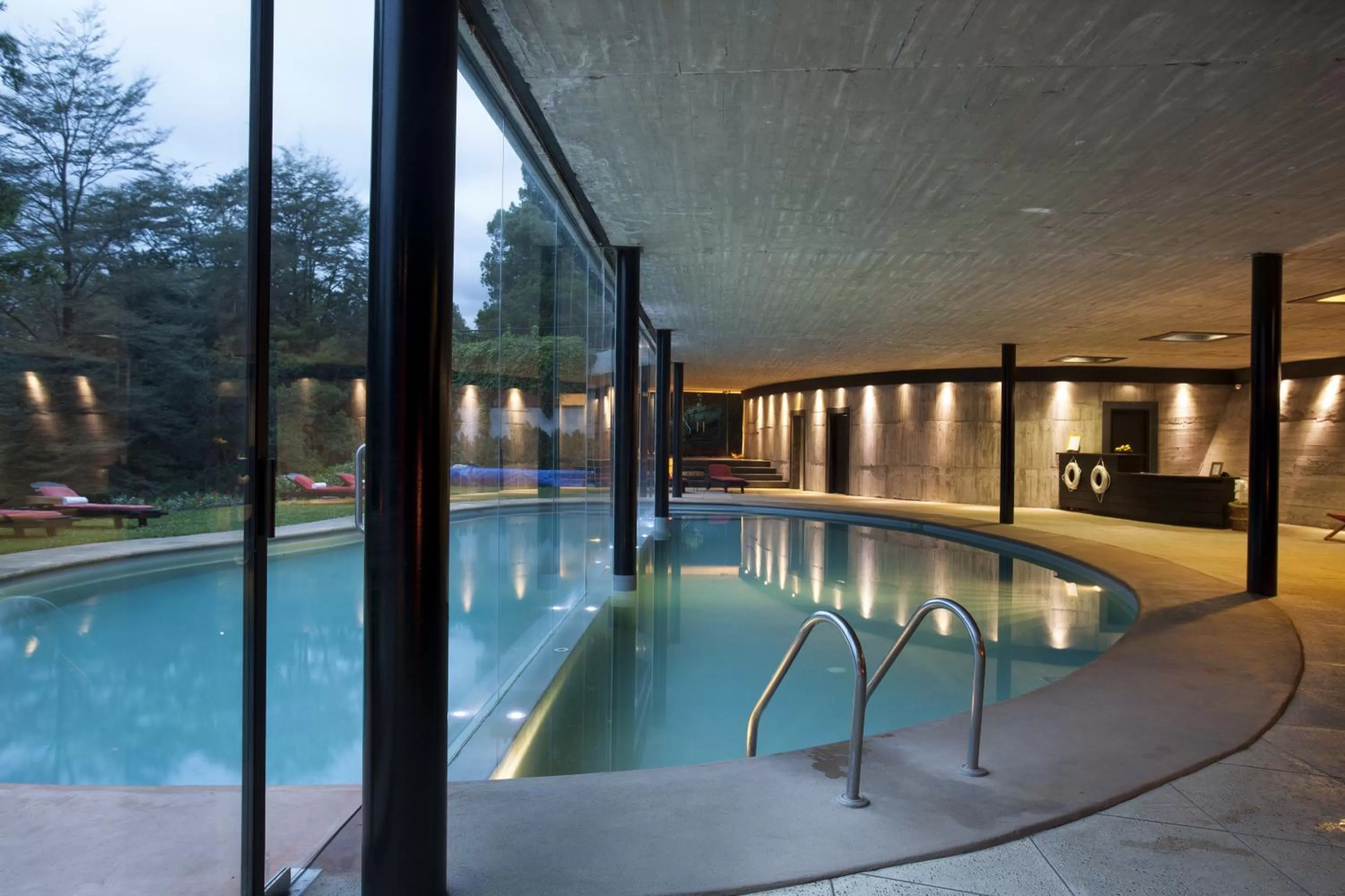 Spa and wellness centre/facilities, Swimming Pool in Hotel Antumalal