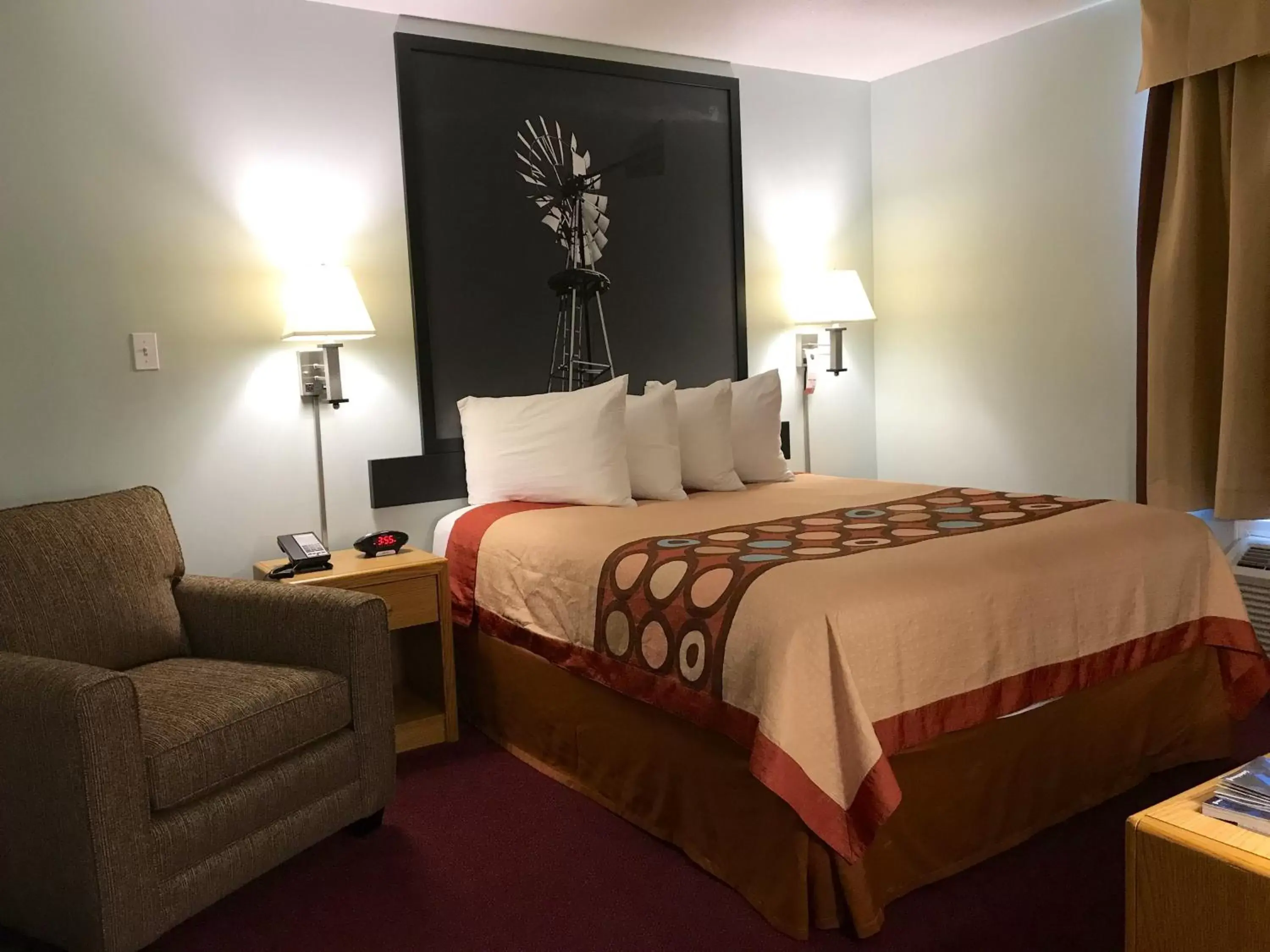 Deluxe Queen Suite with Sofa Bed - Exterior Access in Super 8 by Wyndham Kindersley Deluxe Queen Suite with Sofa Bed - Exterior Access in Super 8 by Wyndham Kindersley