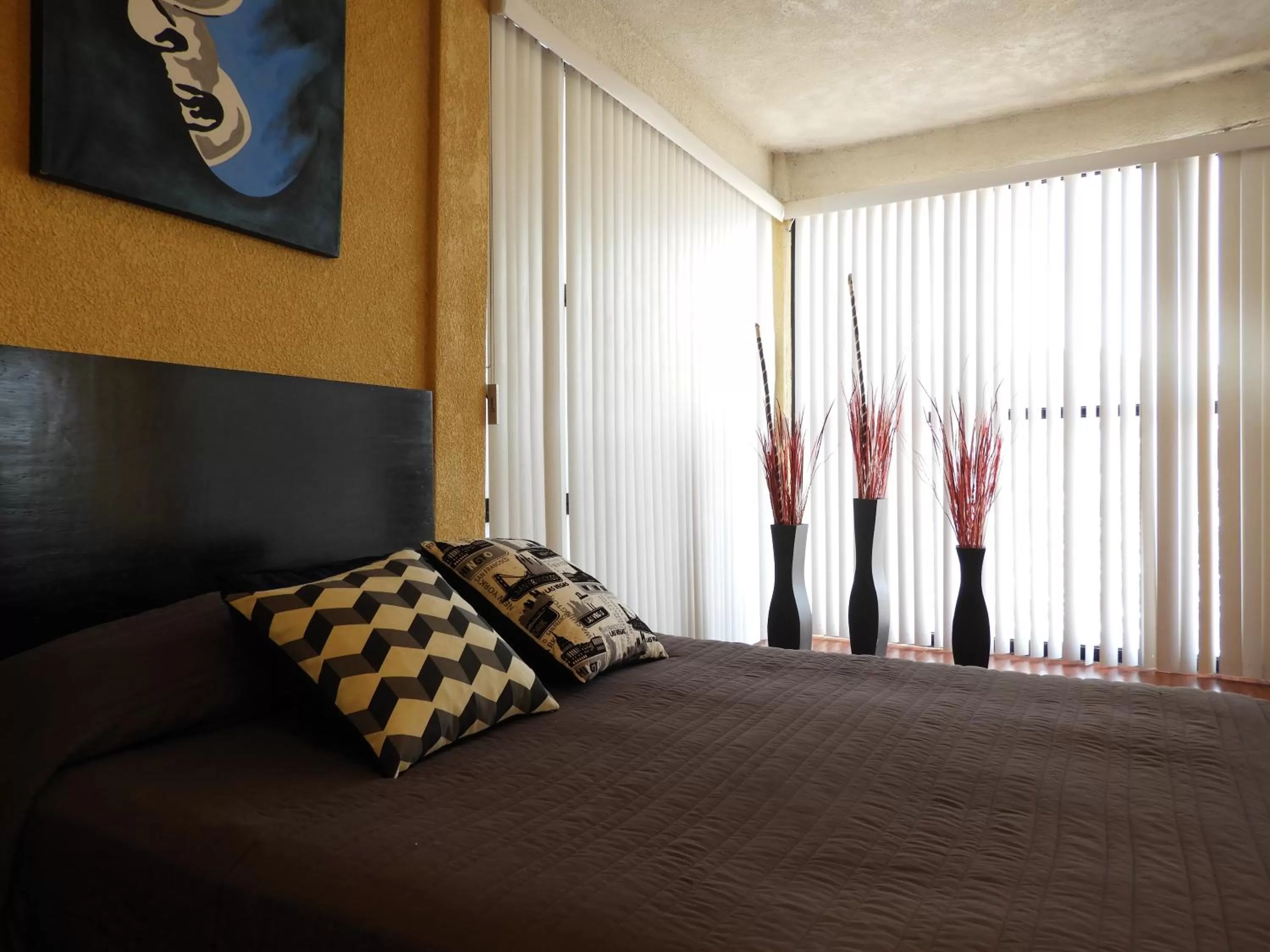 Bed in La Lotería Panoramic House & Rooftop by Lunian