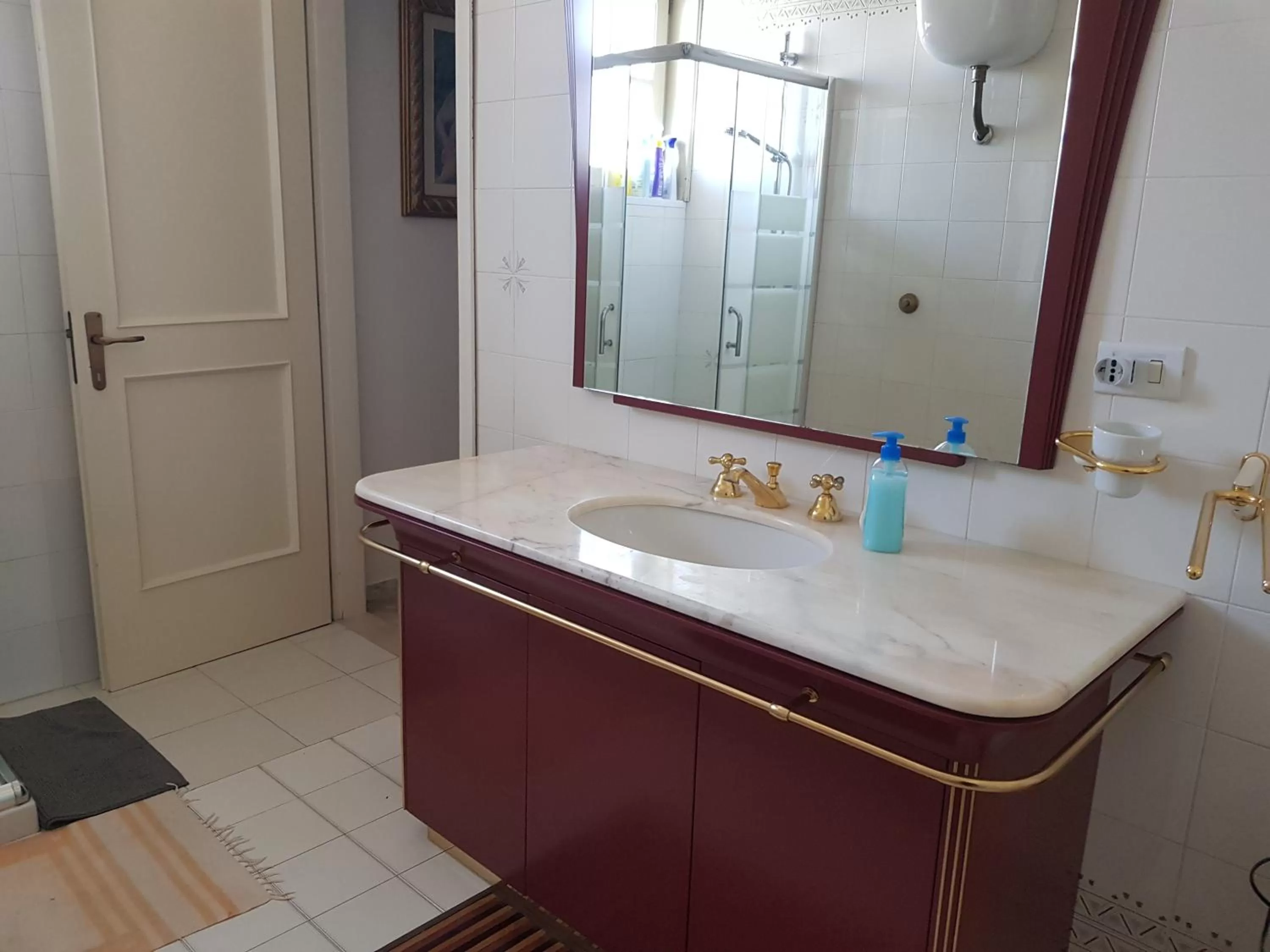 Bathroom in B&B LU SULE