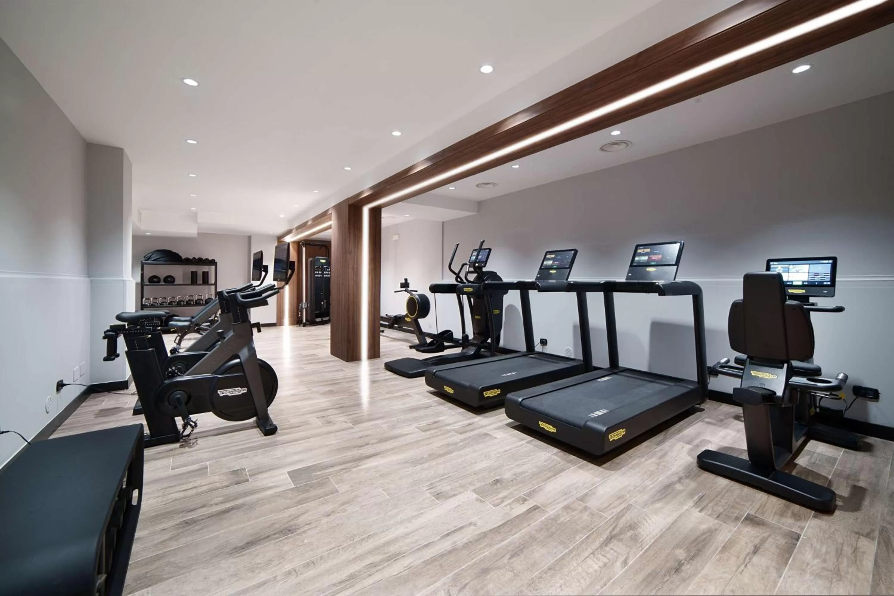 Fitness centre/facilities in Radisson Hotel Nola Naples