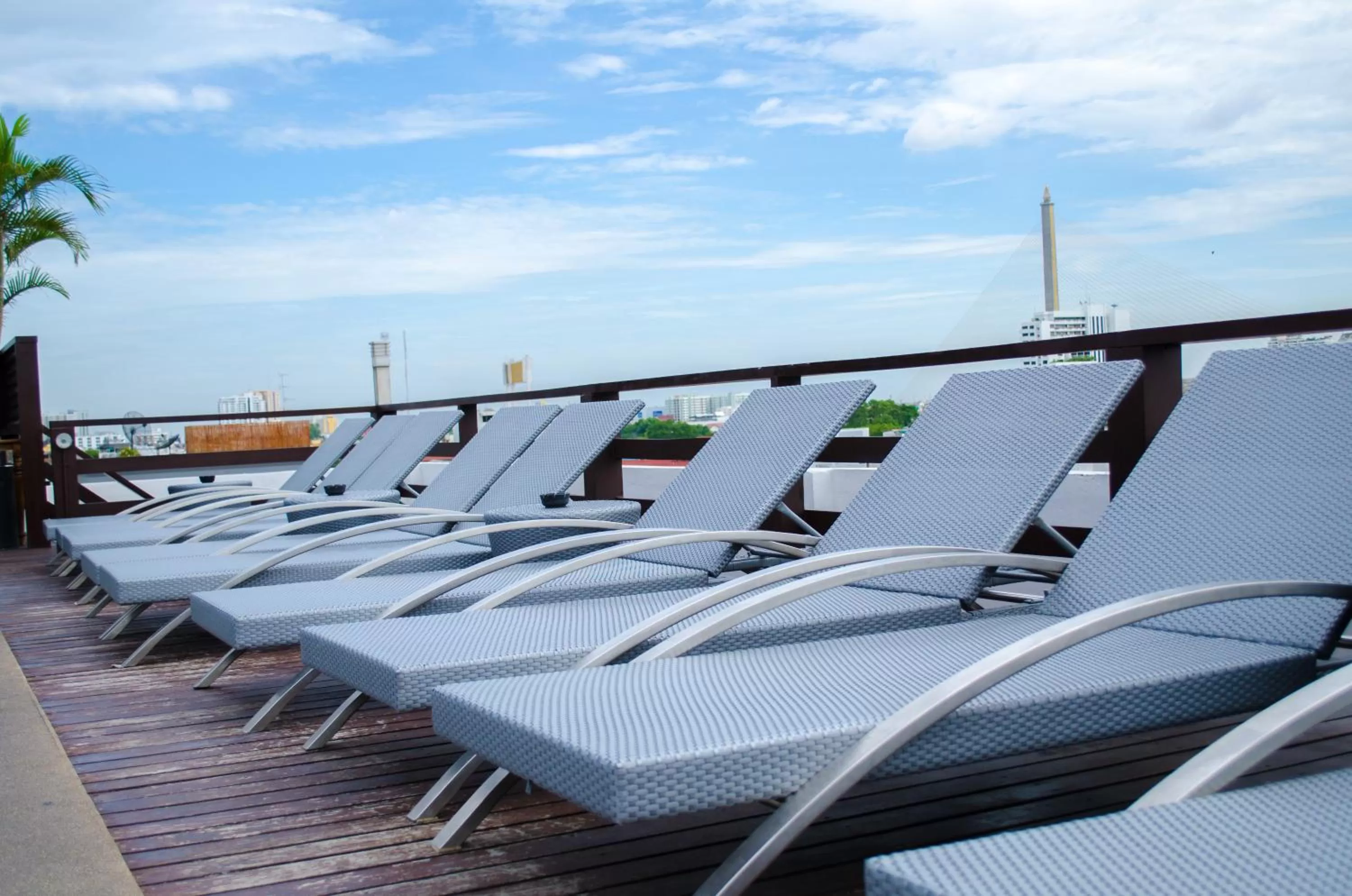 Day in Khaosan Palace Hotel