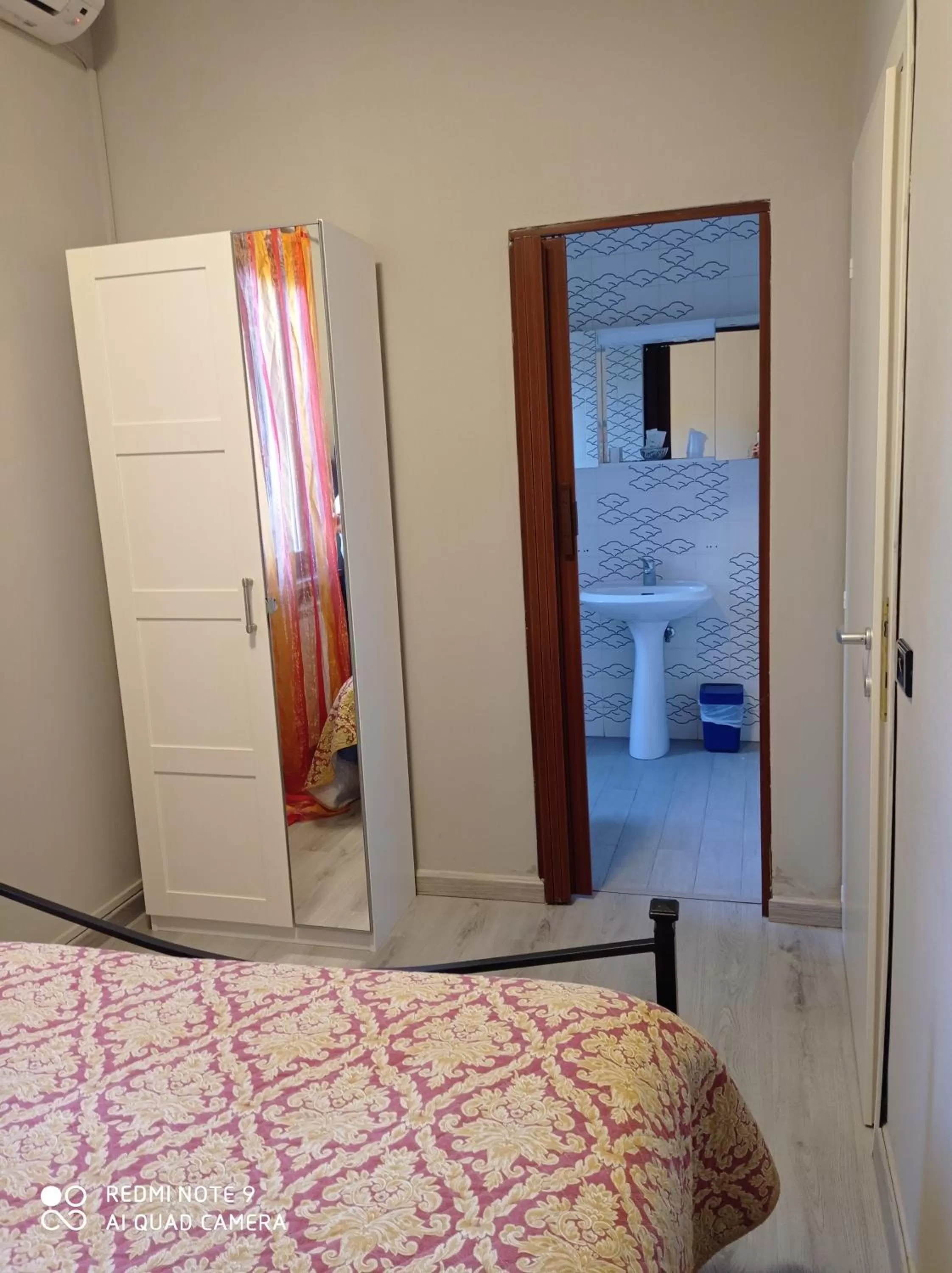 Bedroom, Bed in Hotel Monti