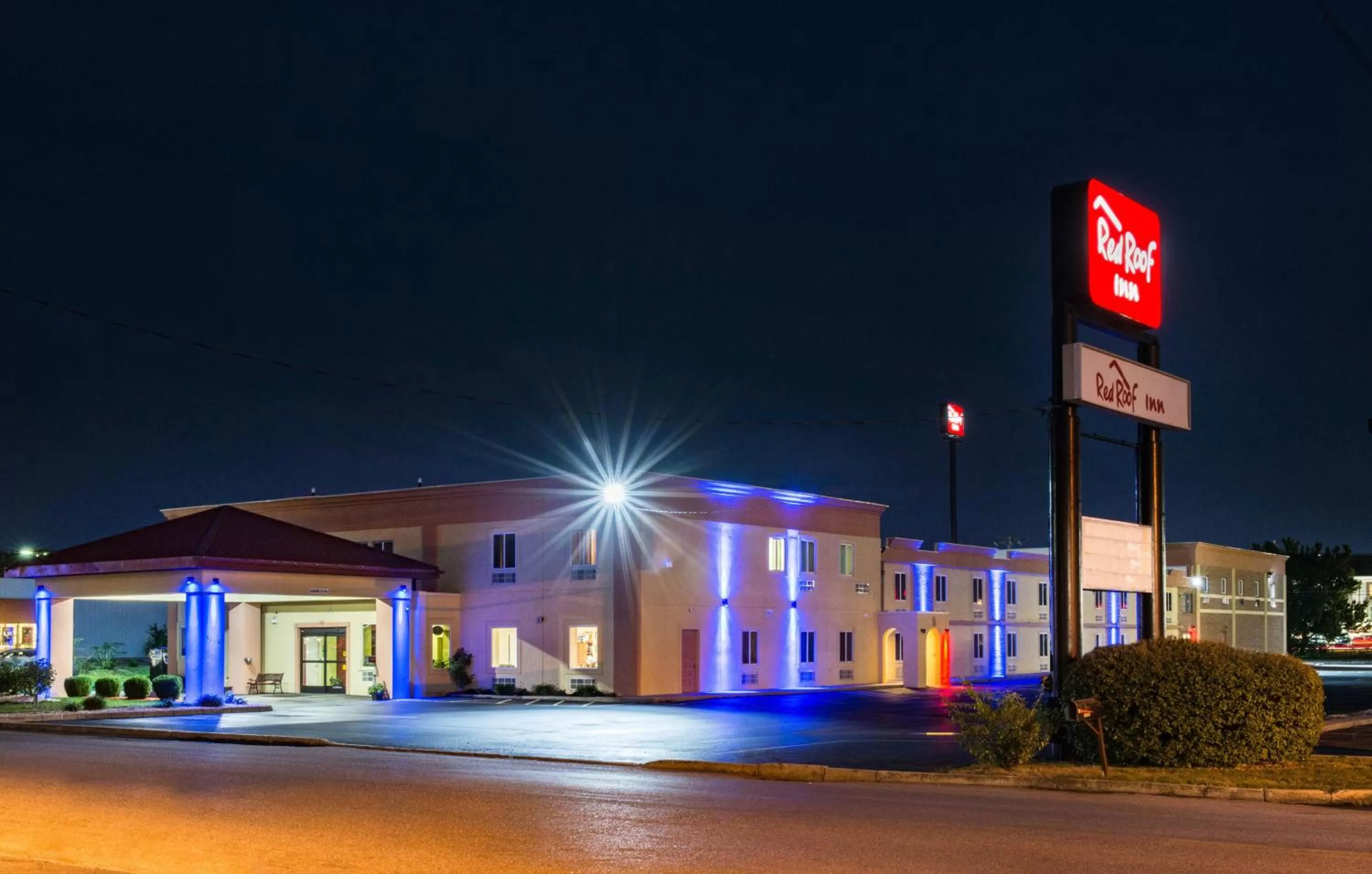 Property building in Red Roof Inn Chambersburg