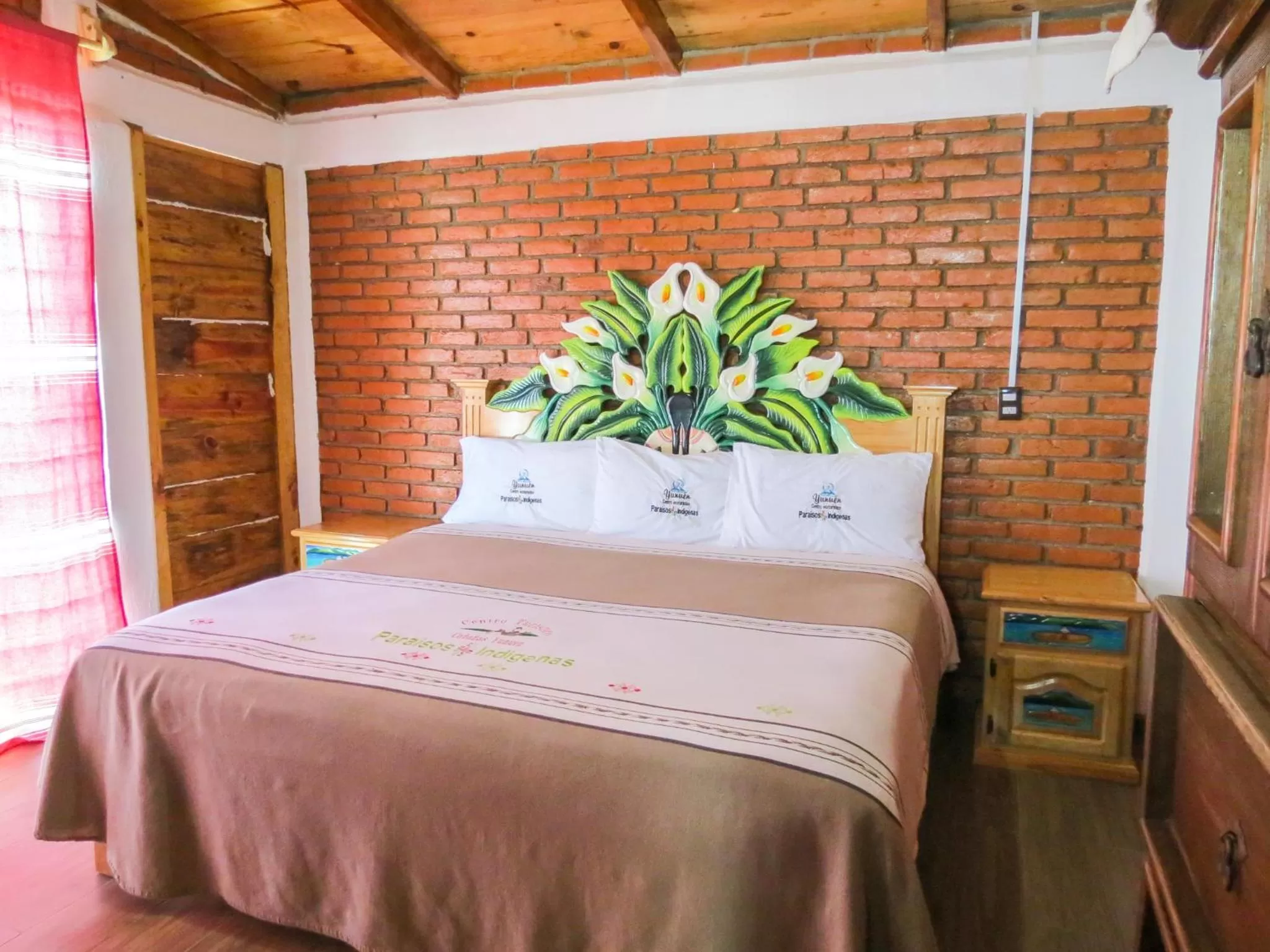 Bed in Cabañas Yunuén by Rotamundos