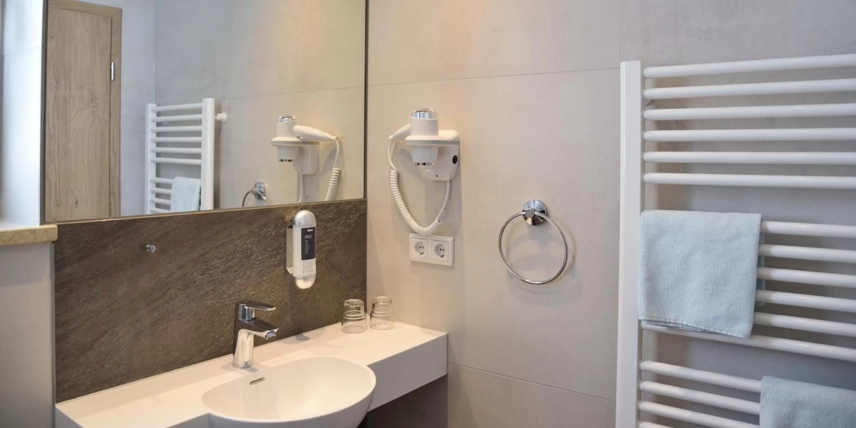 Bathroom in Zum Bräu-Toni