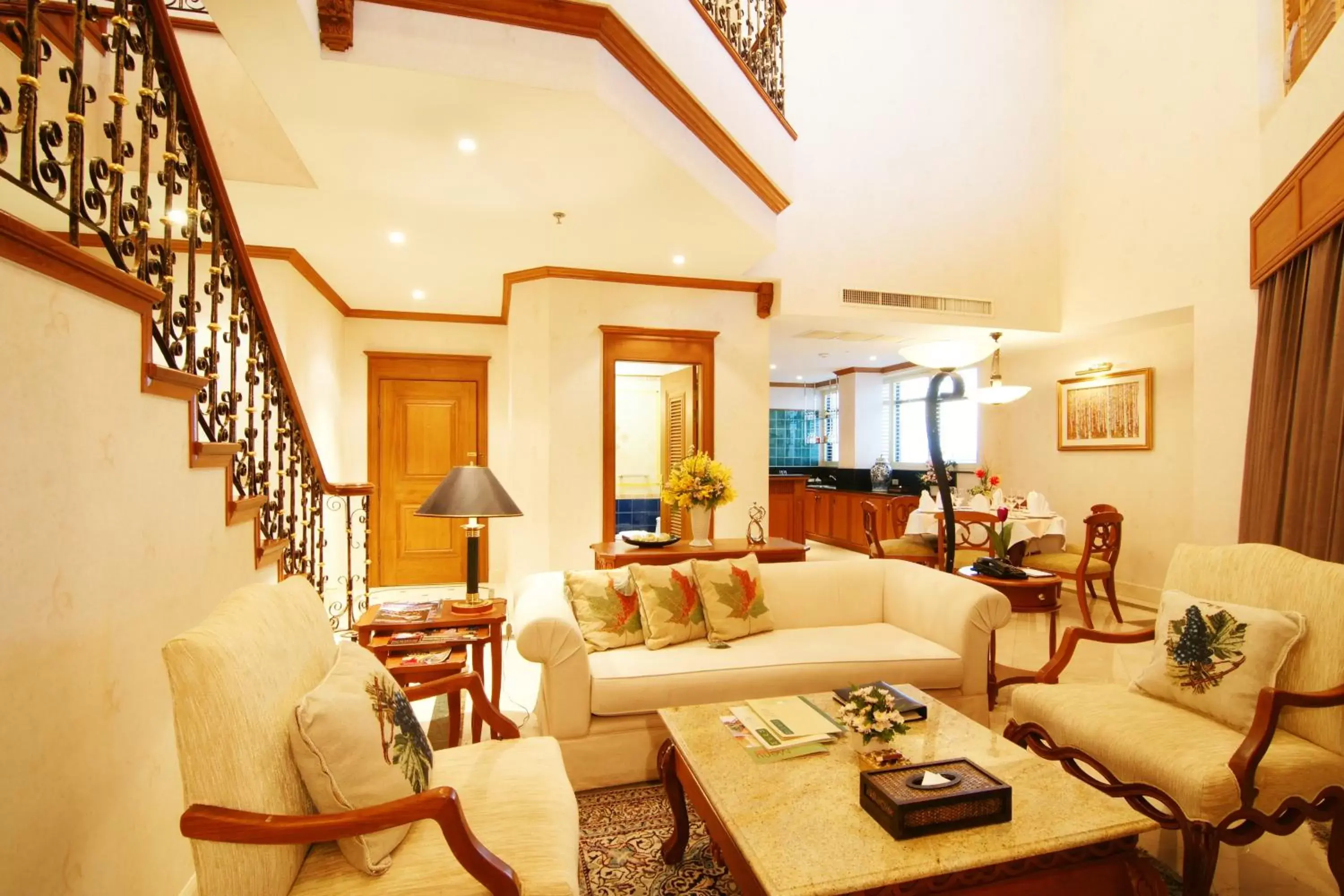 Penthouse Suite in Grand Diamond Suites Hotel Penthouse Suite in Grand Diamond Suites Hotel