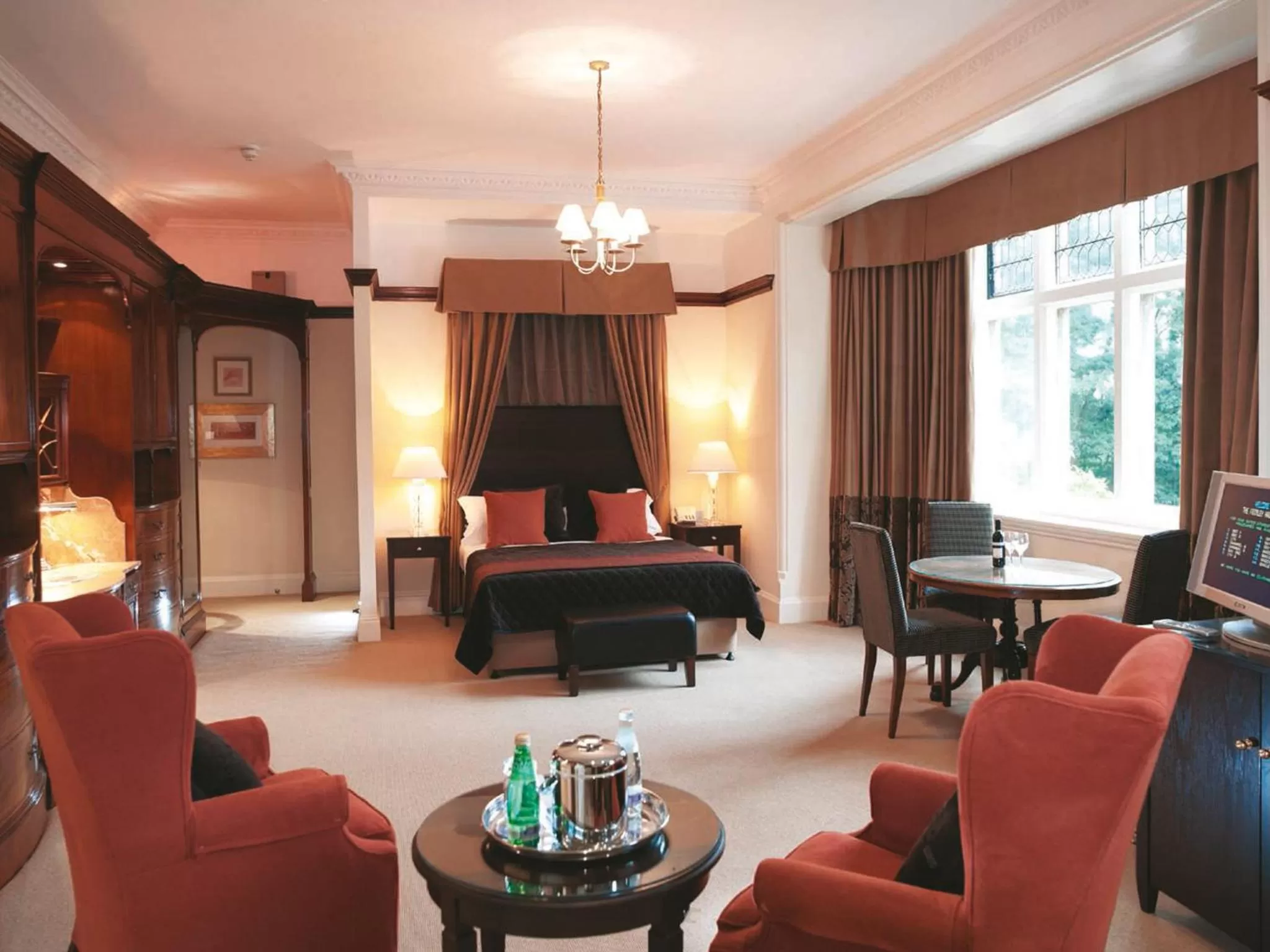 Living room, Bed in Macdonald Frimley Hall Hotel & Spa