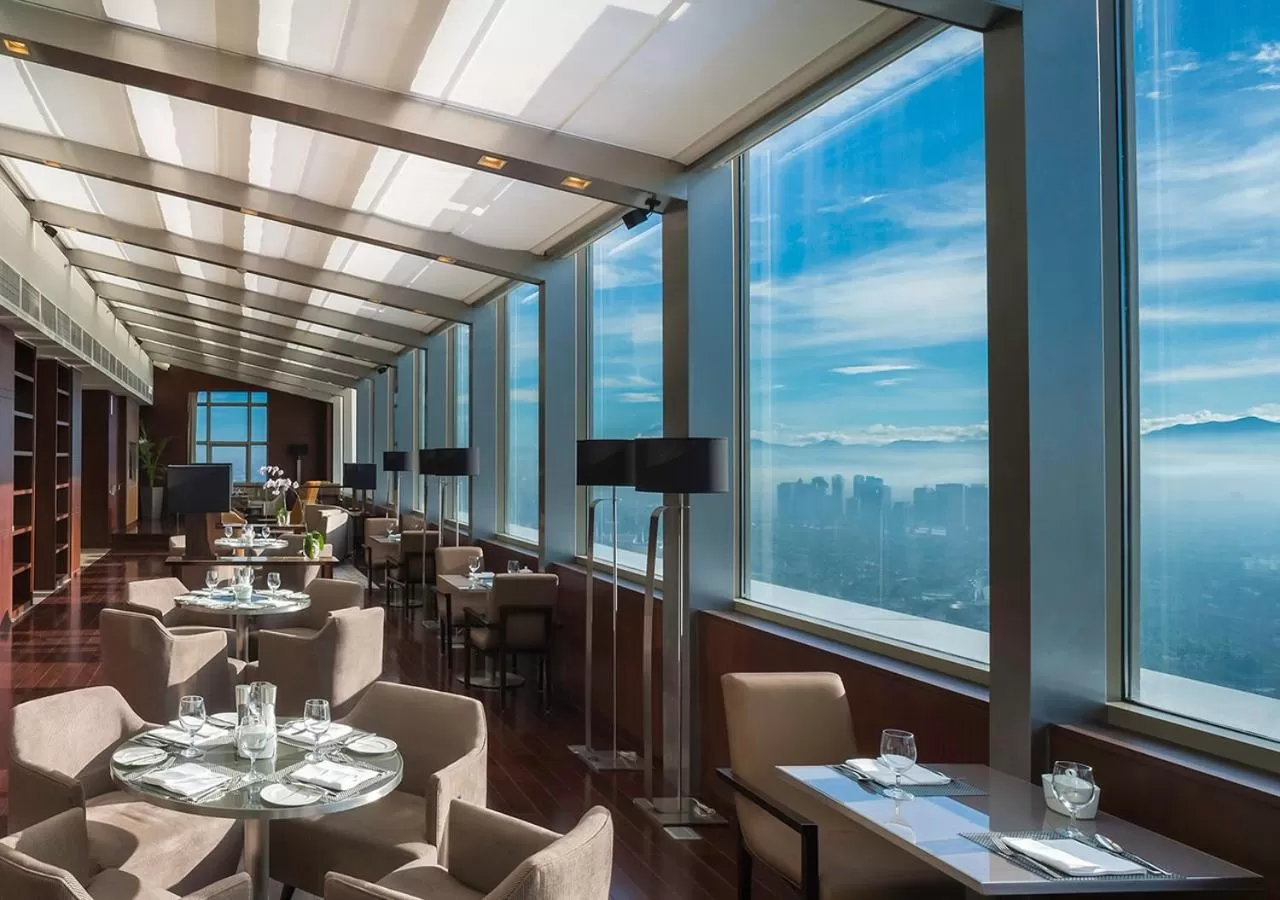 Seating area in Marco Polo Ortigas Manila