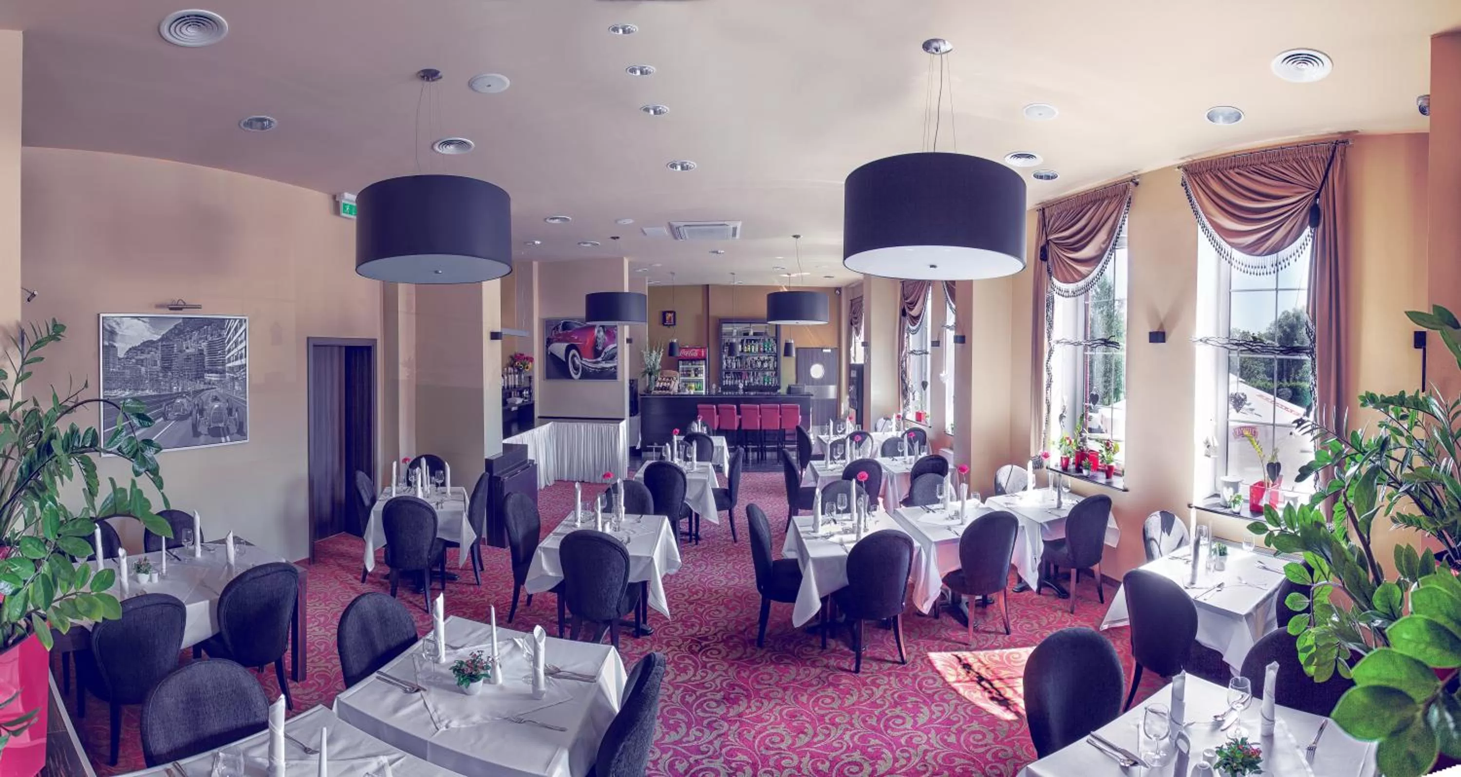 Restaurant/places to eat in Hotel Niemcza Wino & Spa