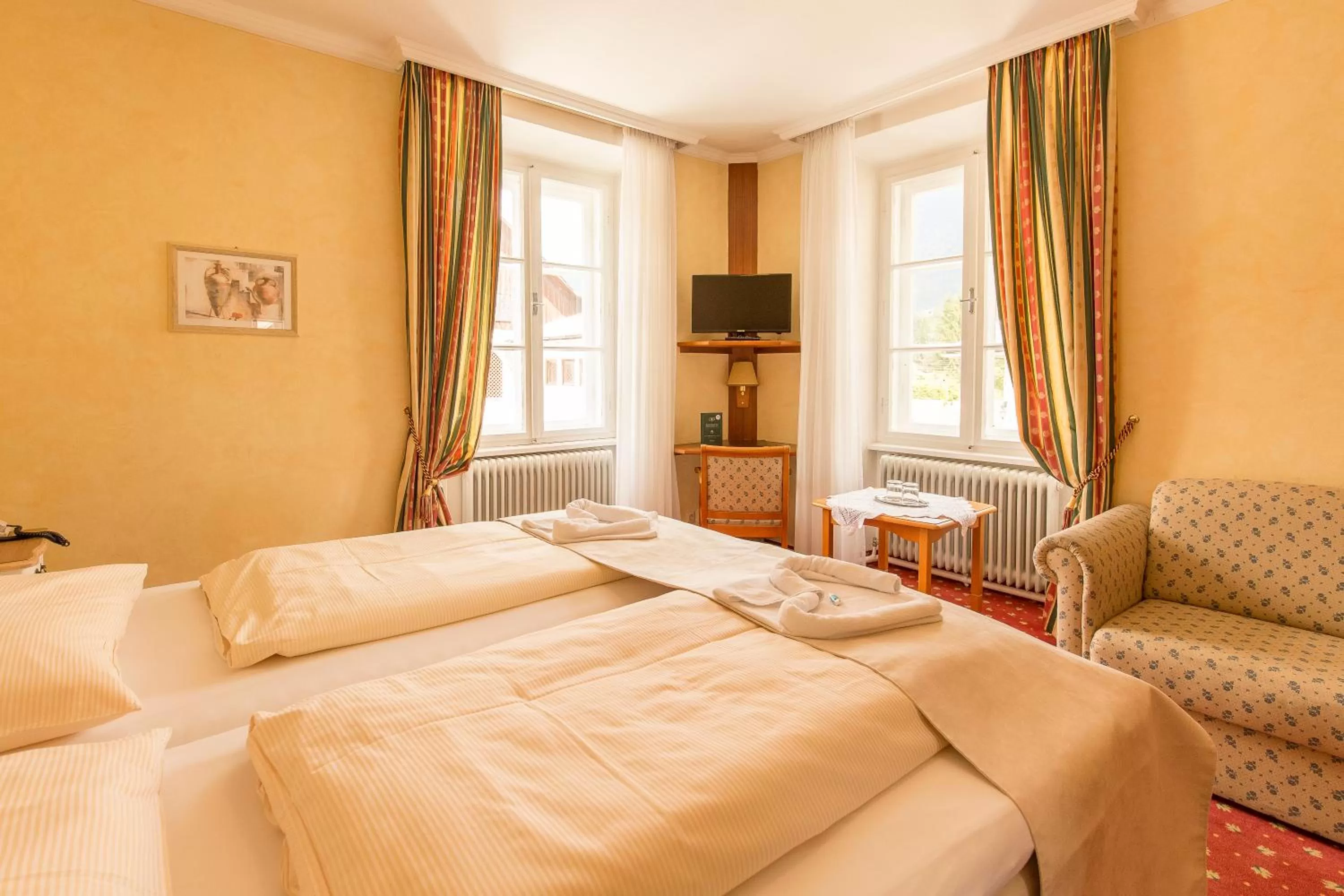 Photo of the whole room, Bed in Hotel Schloss Lerchenhof