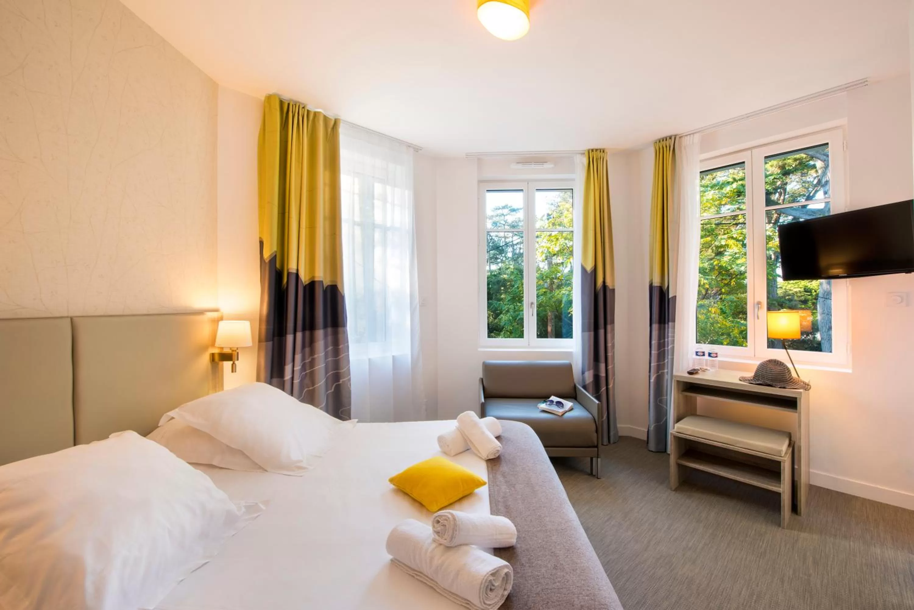 Photo of the whole room, Bed in Villa Bettina