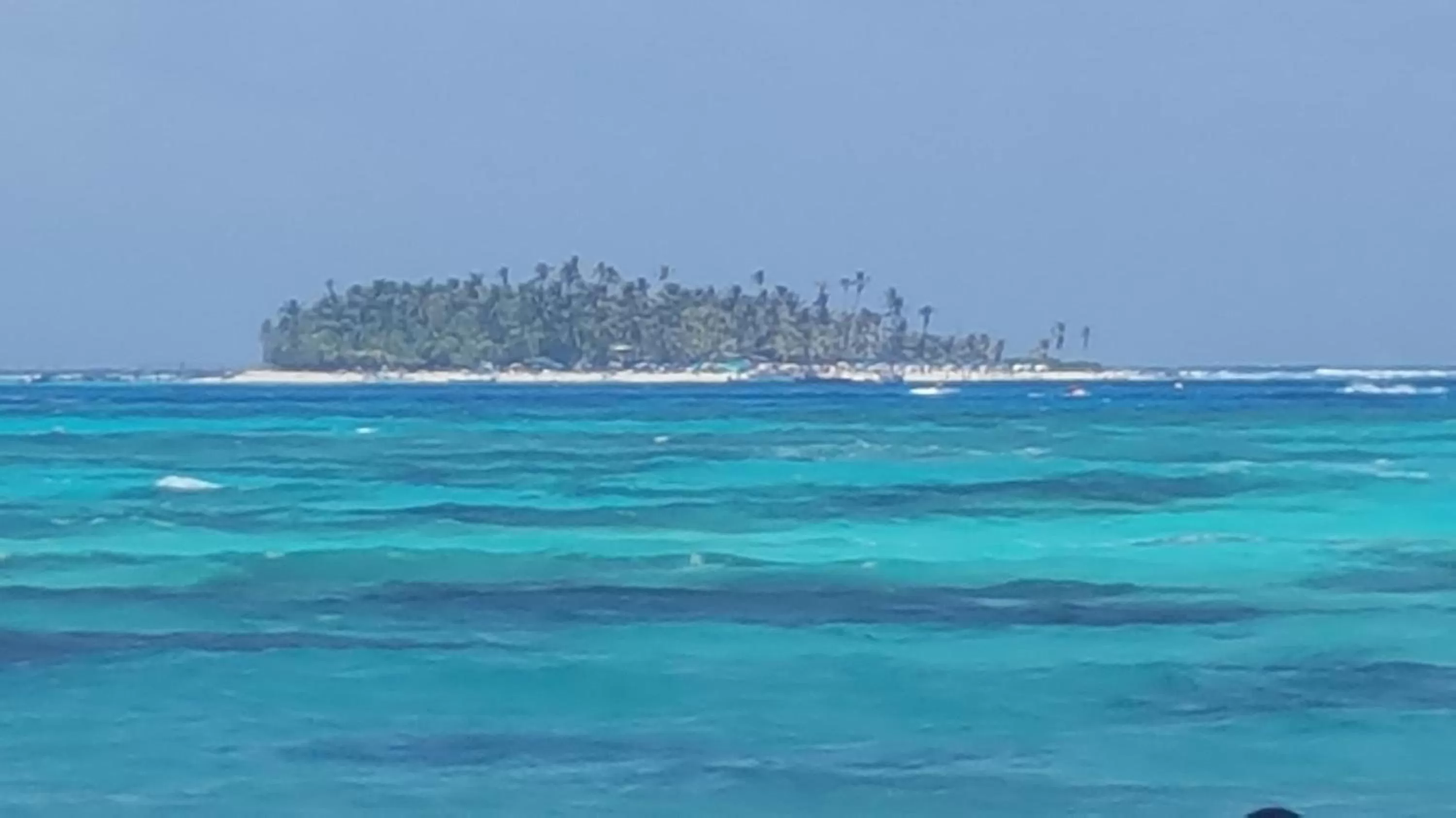 Day in Caribbean Island Hotel Piso 2