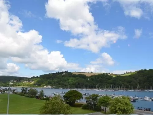 Property building in The Ship in Dock Inn