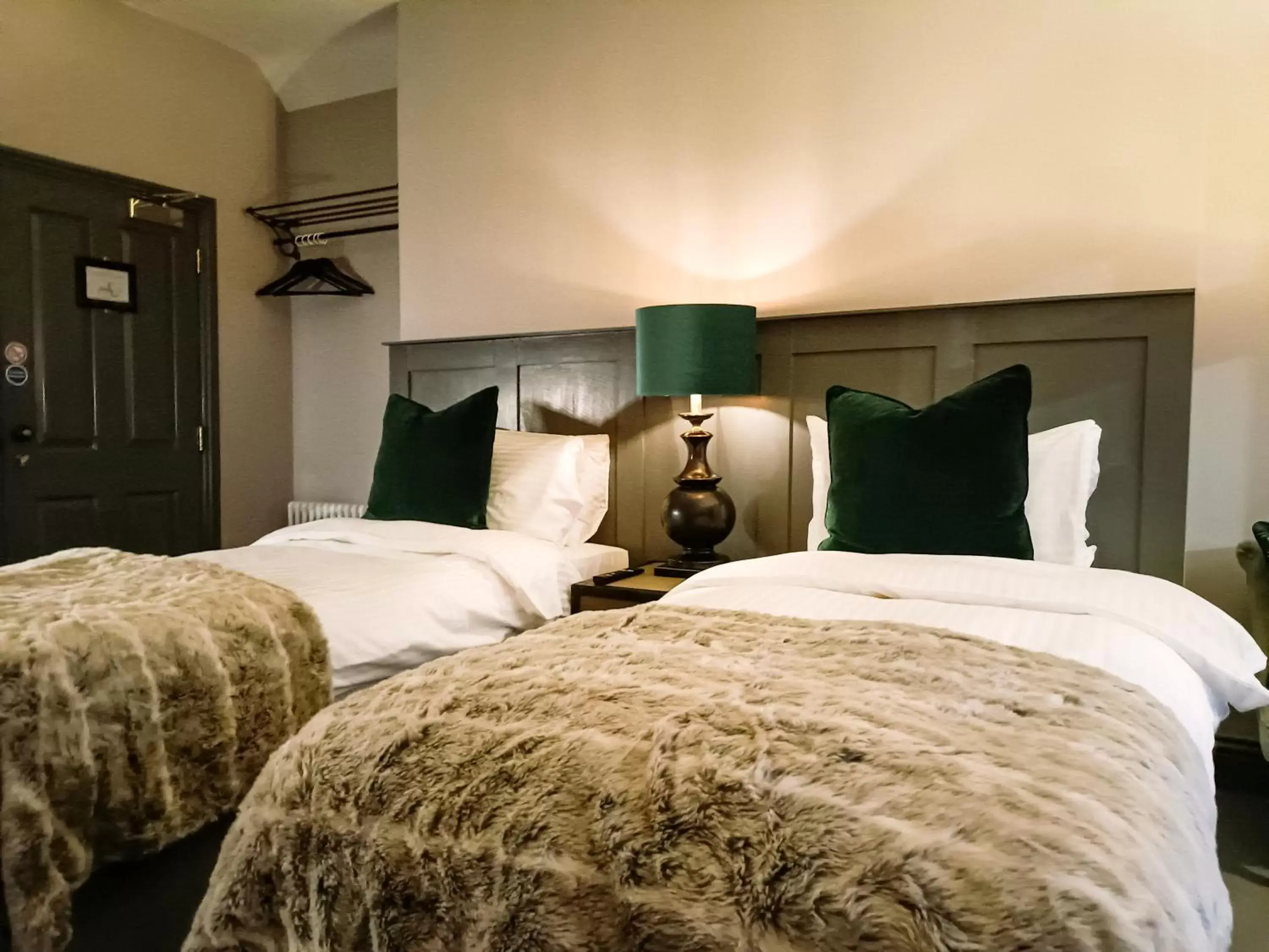 Superior Twin Room in The Linden Stansted Superior Twin Room in The Linden Stansted