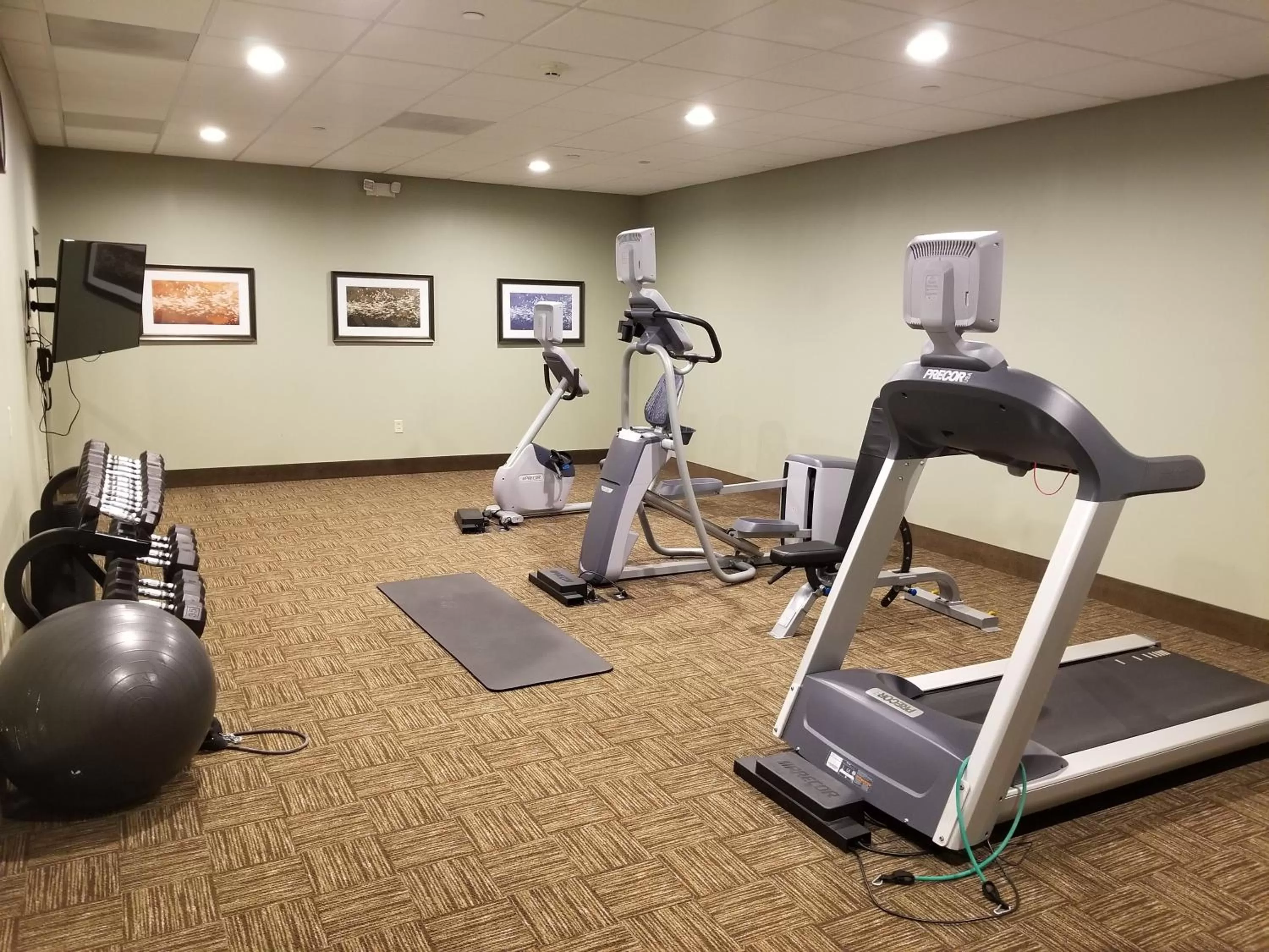 Fitness centre/facilities in Staybridge Suites Toledo - Rossford - Perrysburg by IHG