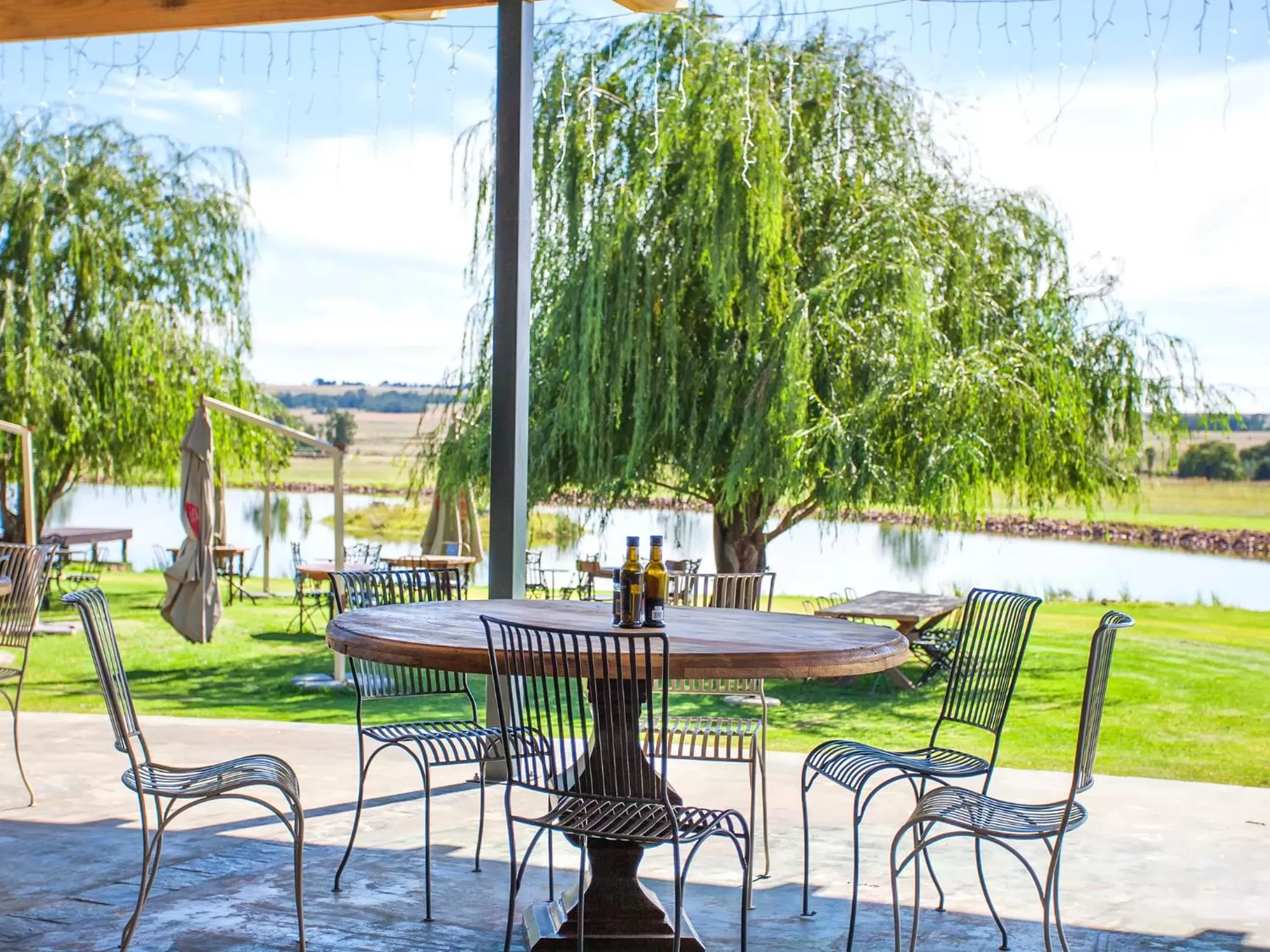 Restaurant/places to eat, Patio/Outdoor Area in Rustique Boutique Hotel