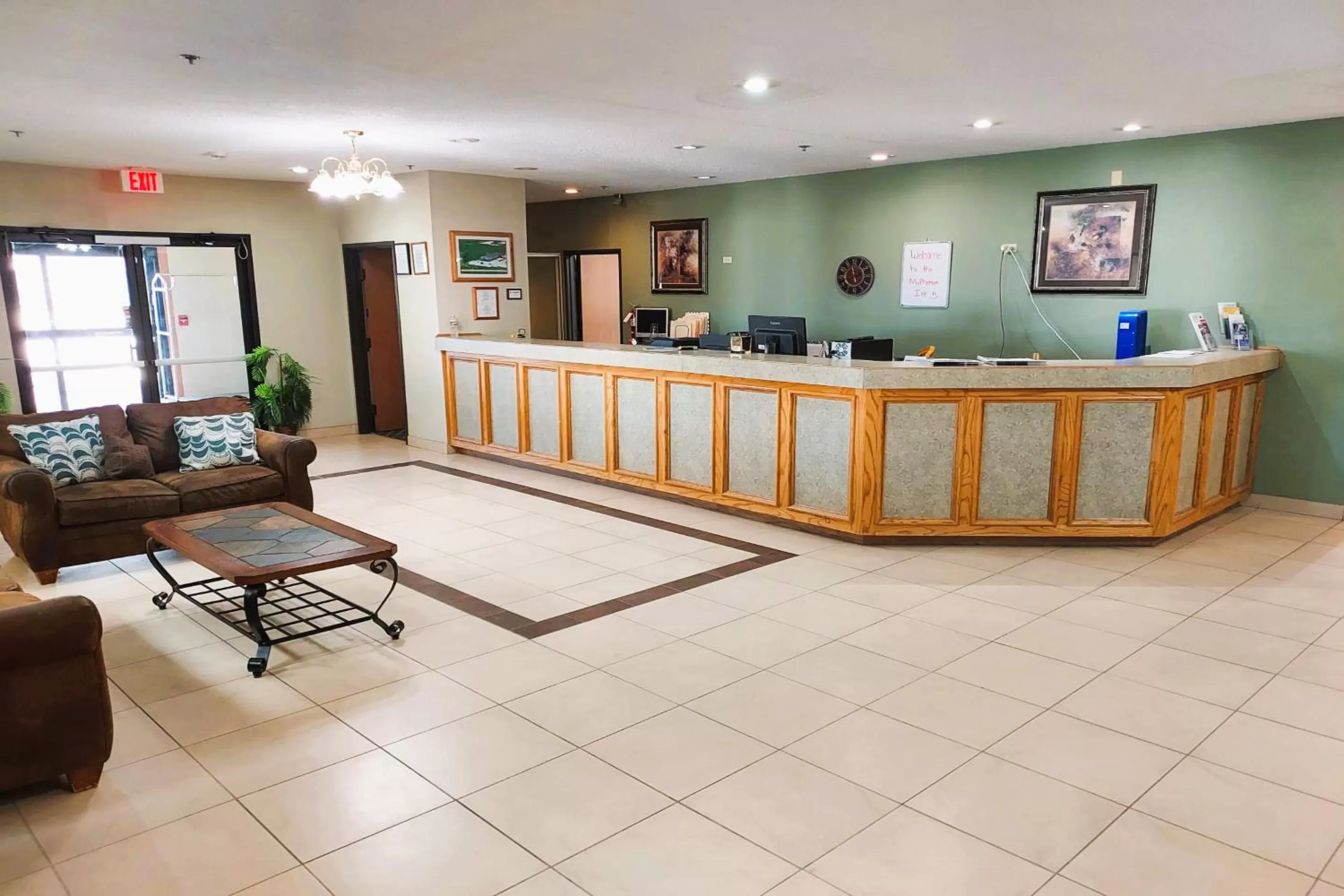 Lobby or reception, Lobby/Reception in McPherson Inn By OYO, I-135