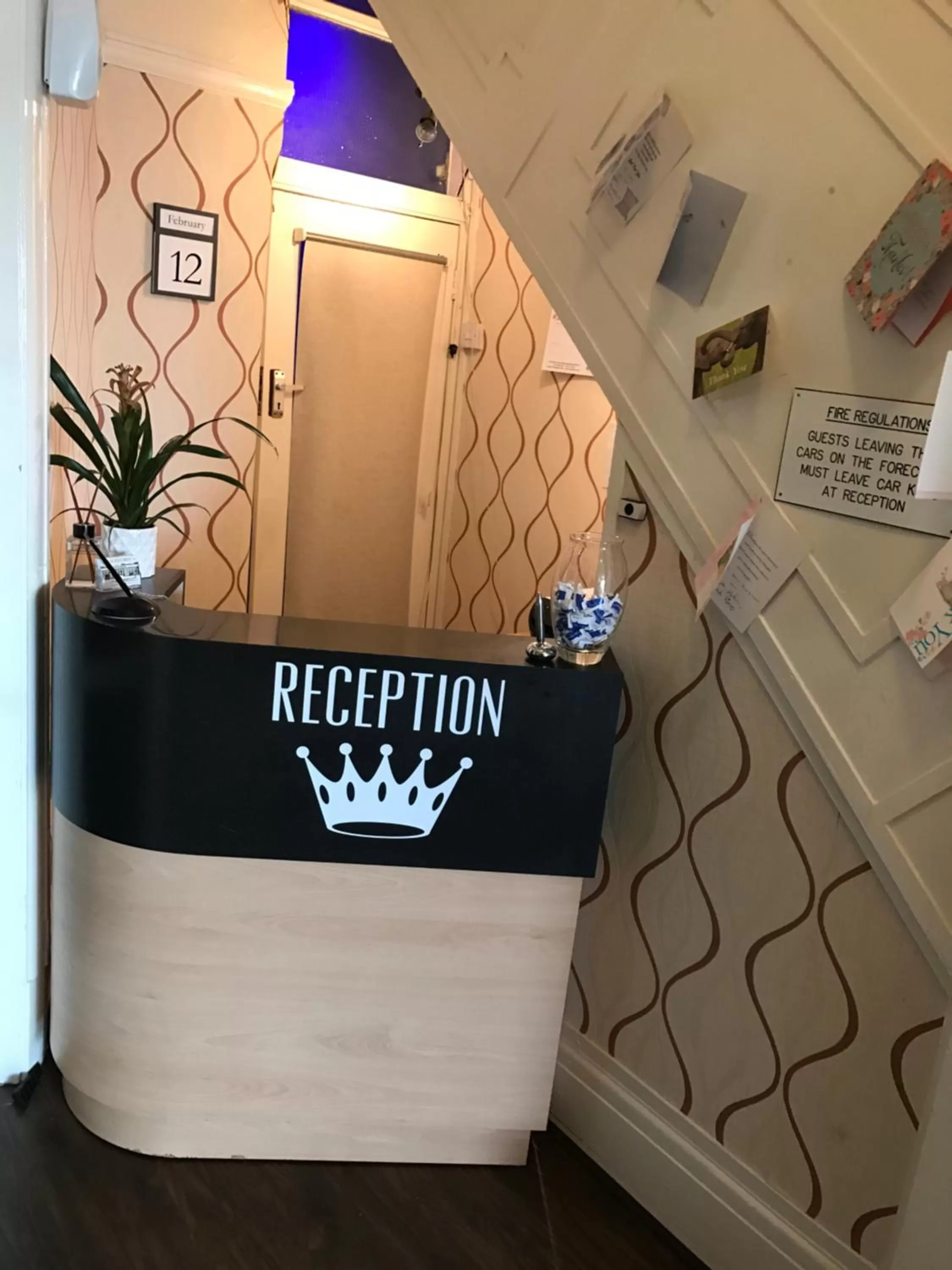 Lobby or reception in Queens Plaza Hotel