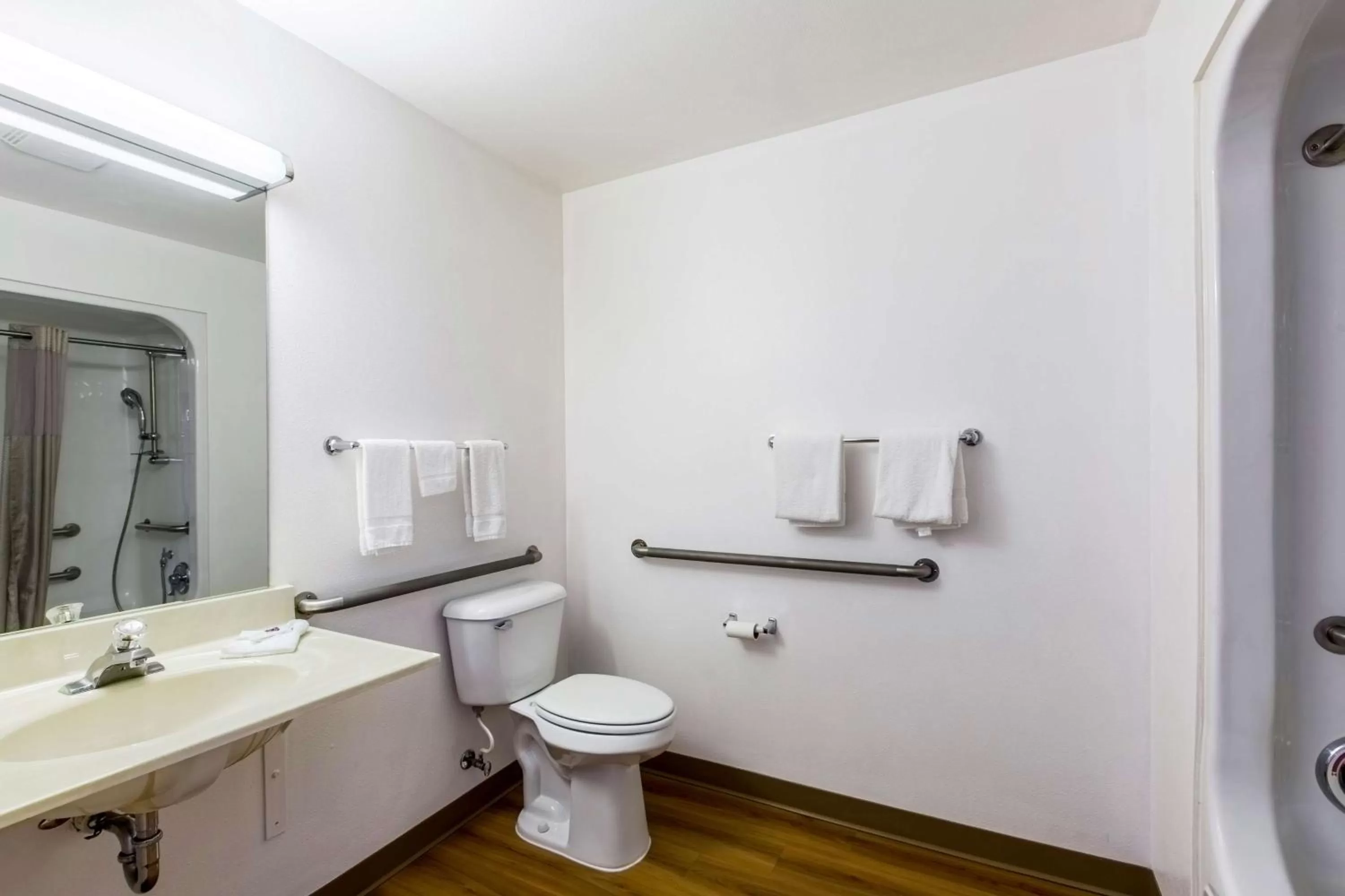 Bathroom in Motel 6-Baraboo, WI - Lake Delton-Wisconsin Dells