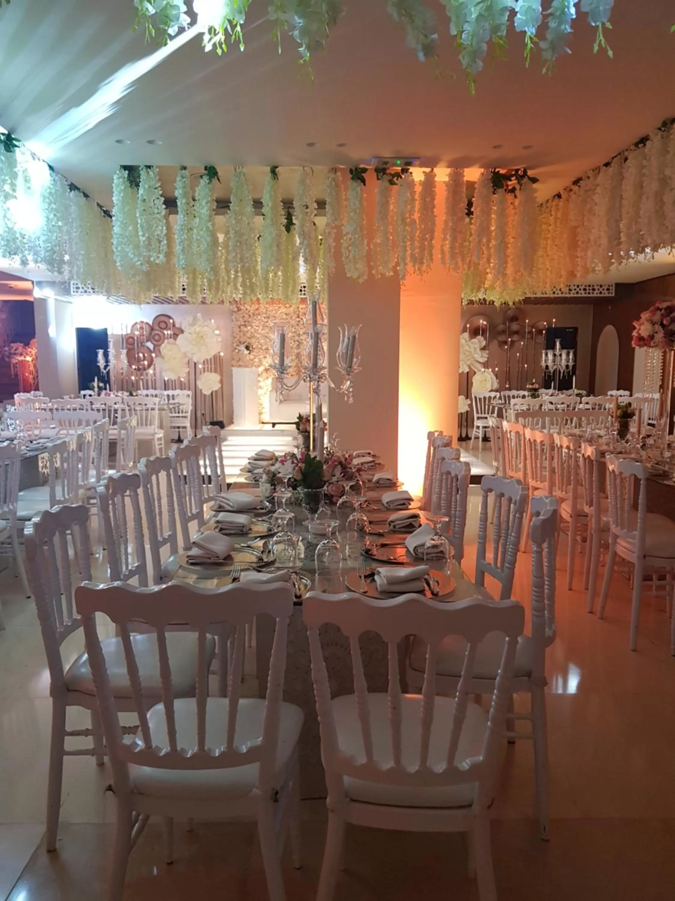 Banquet/Function facilities in Seven Roses Hotel