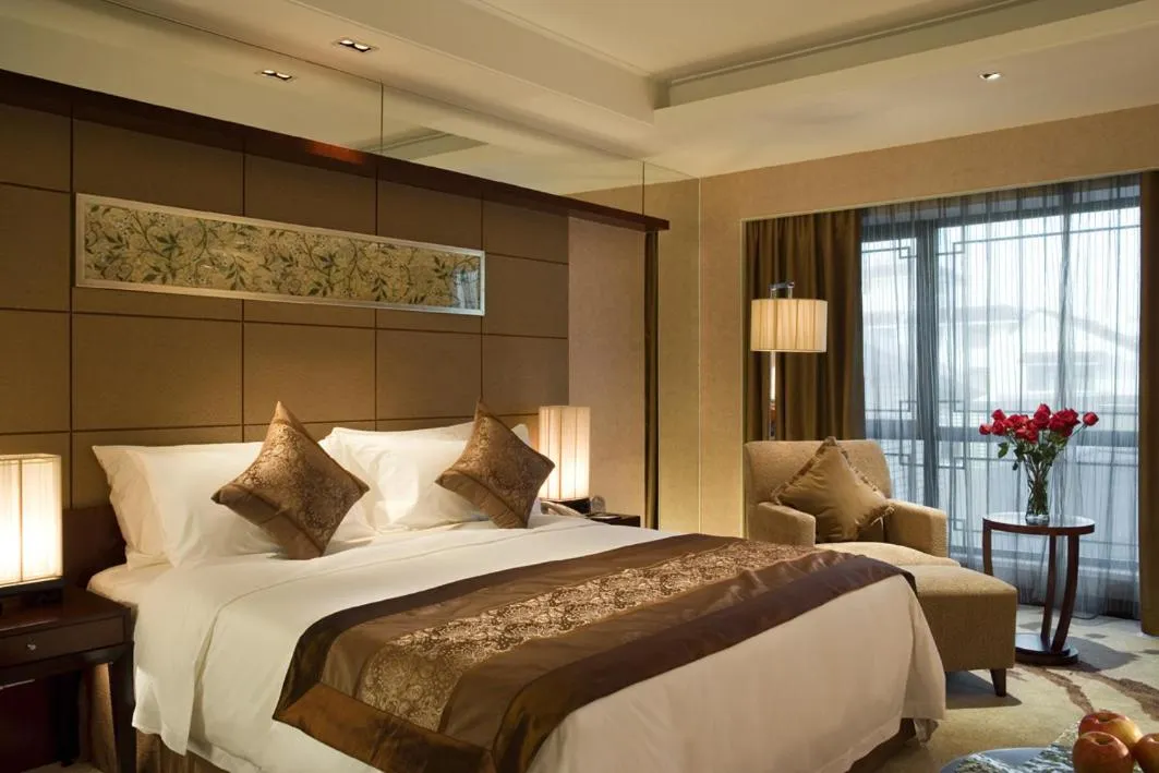 Bed in Wyndham Garden Suzhou