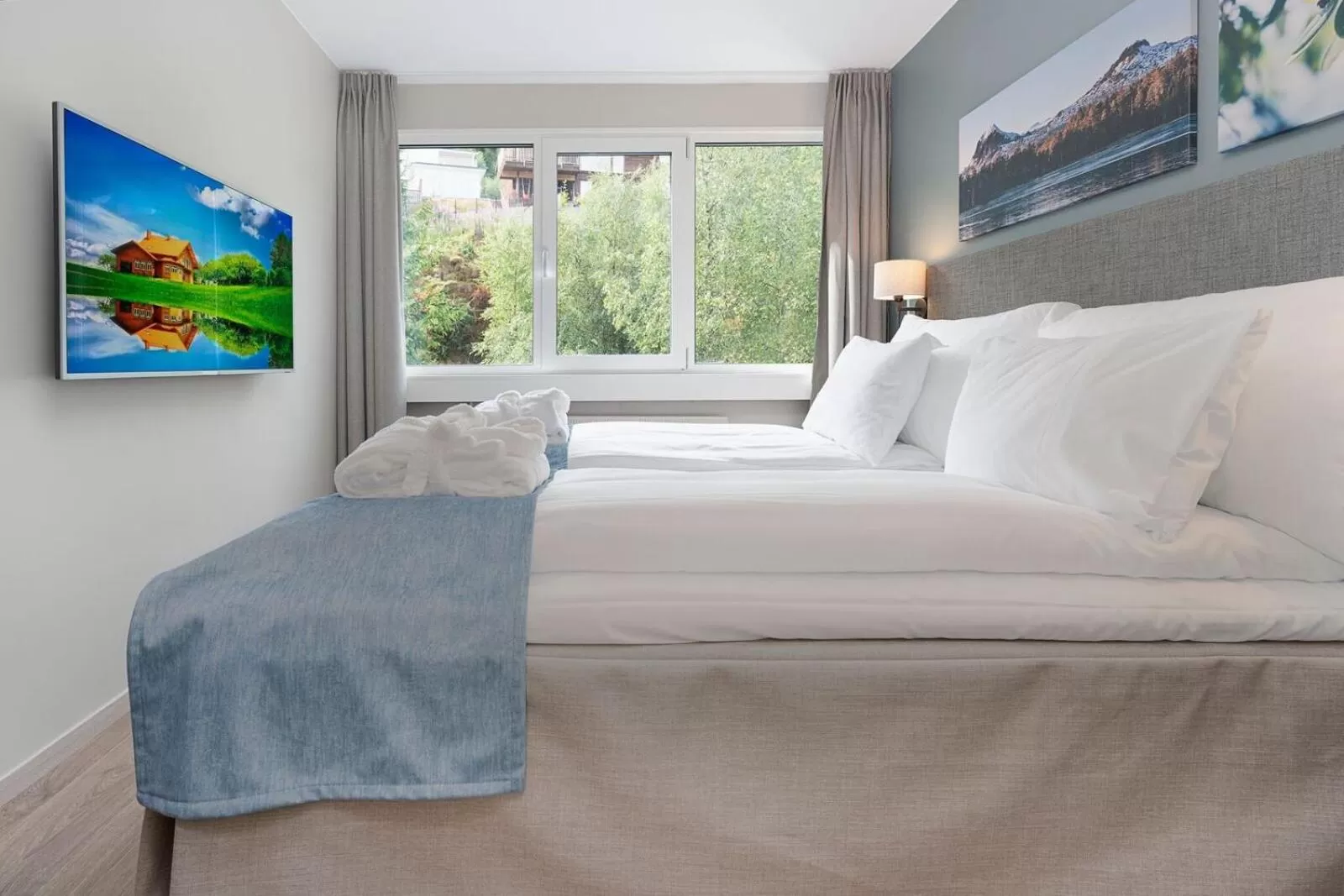 Bedroom, Bed in Førde Hotel - Unike Hoteller