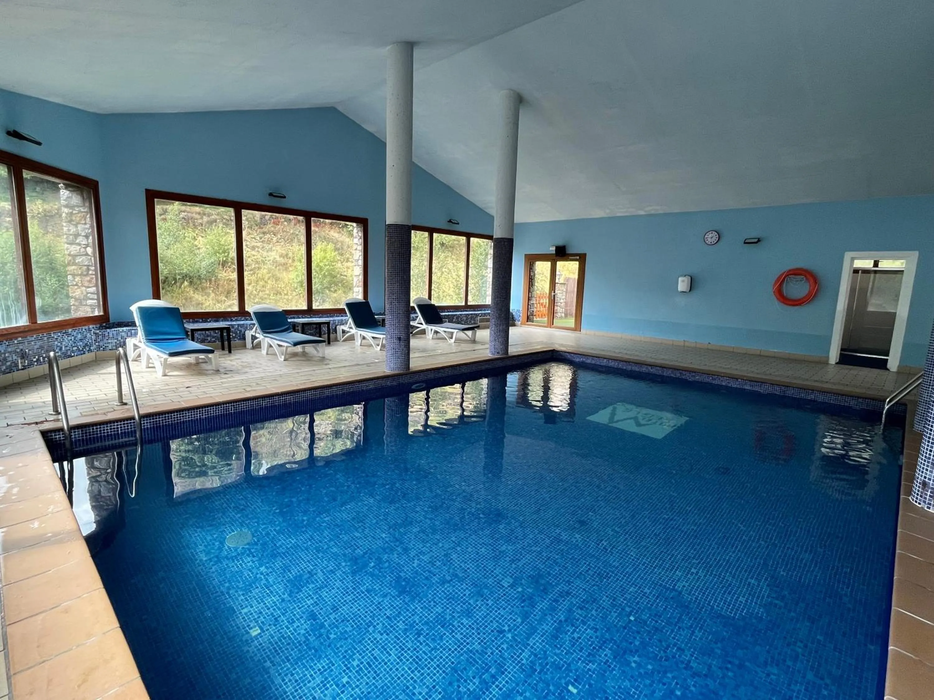 Swimming Pool in Wuau! Hotel Segle XX