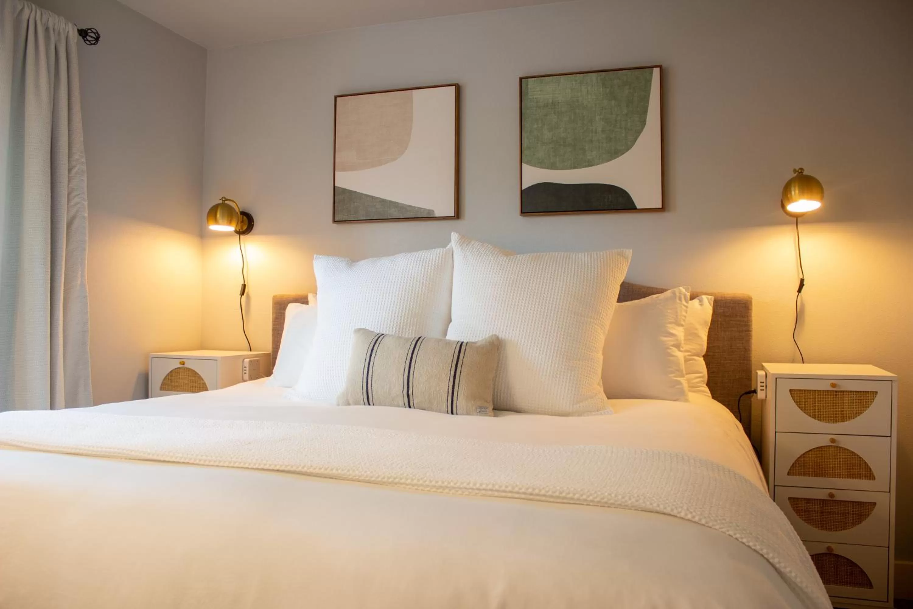 Bed in Douglas On Third