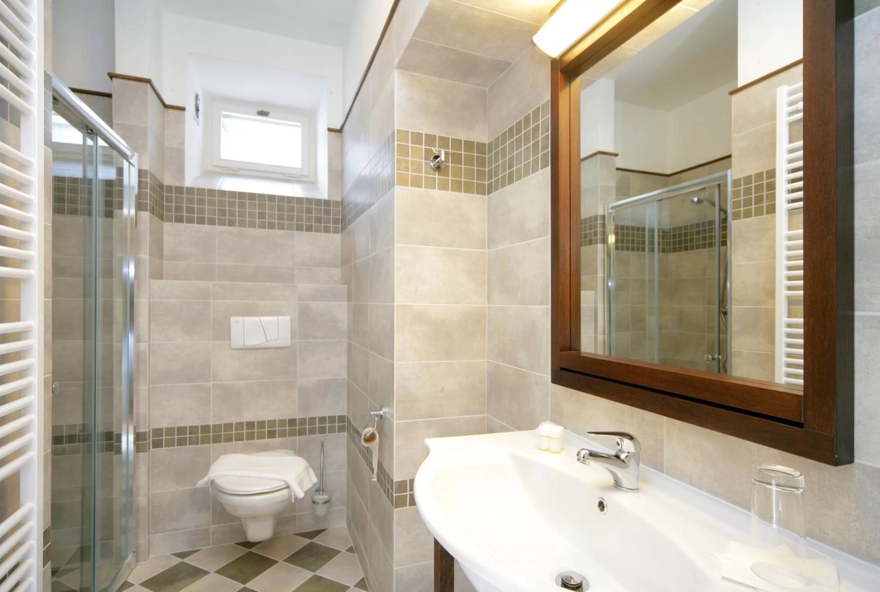 Shower in Hygge Hotel U Zvonu