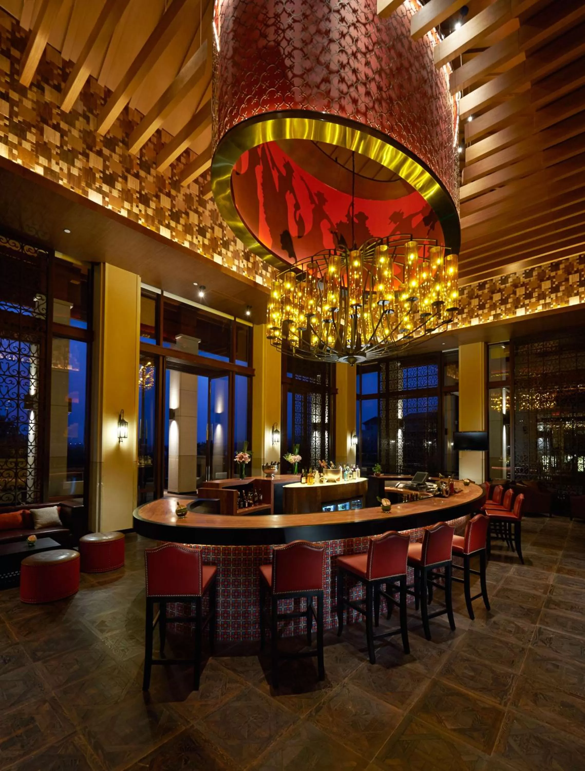 Lounge or bar in Hilton Wuhan Optics Valley