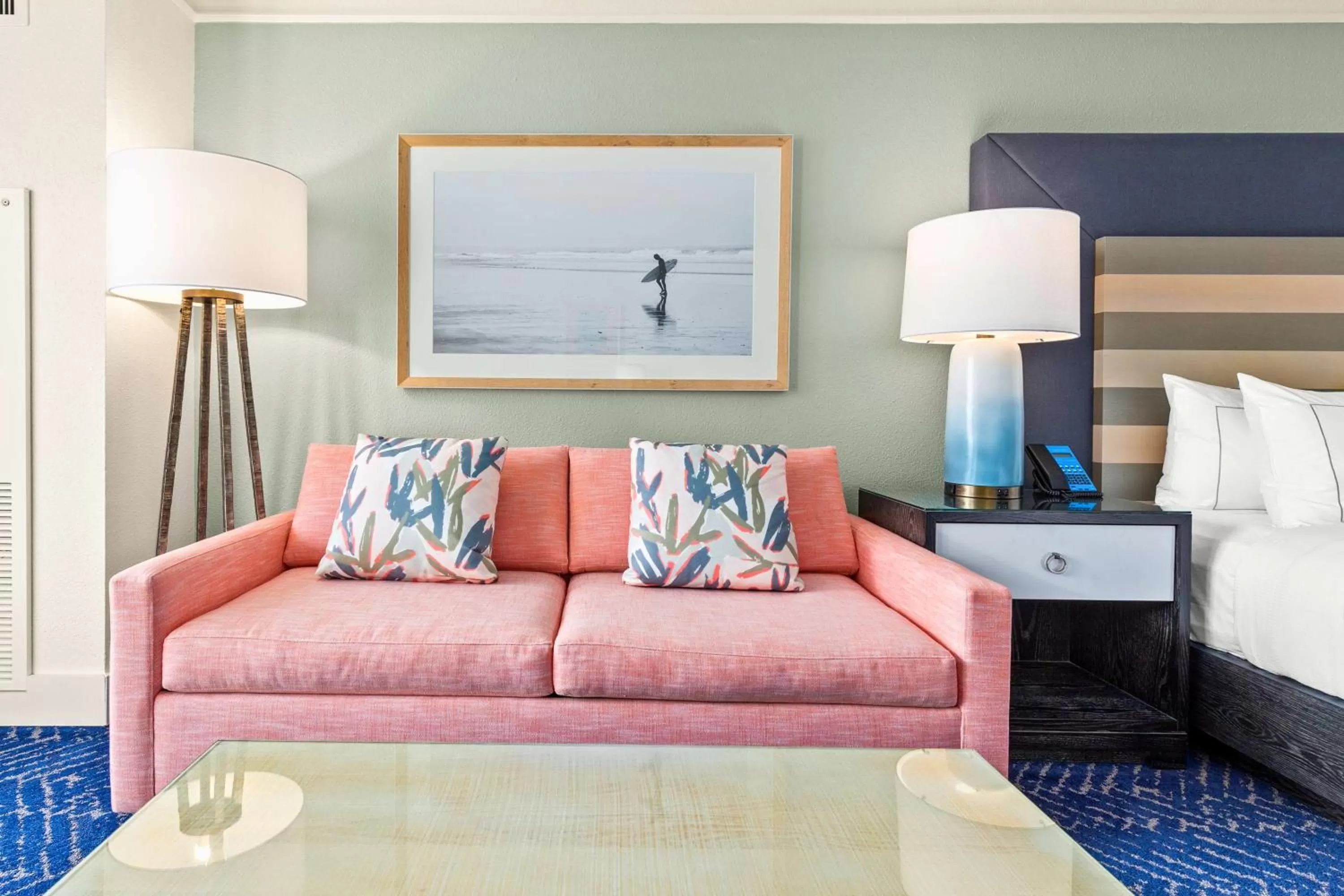 Living room, Bed in Hilton Sandestin Beach Golf Resort & Spa