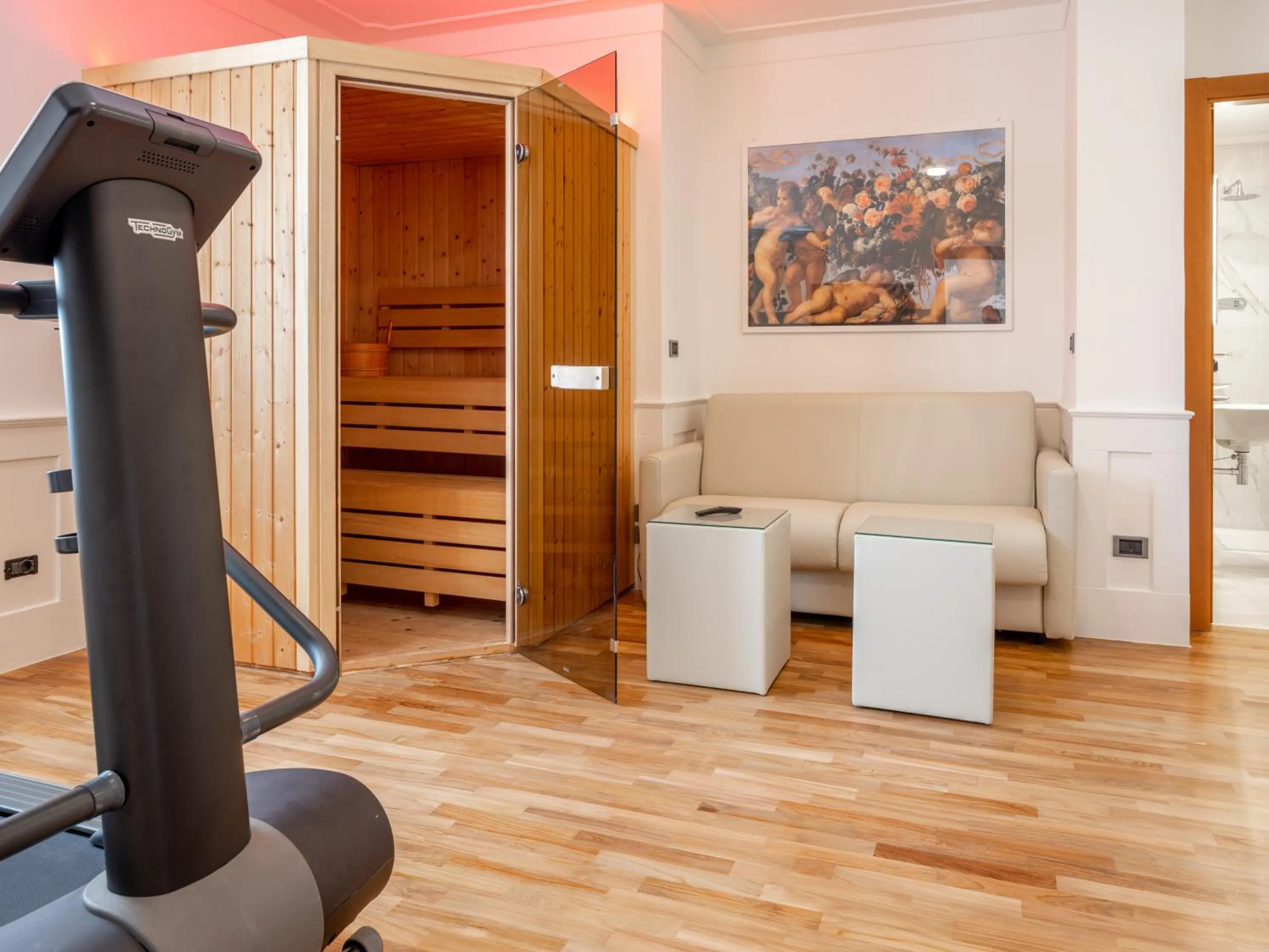 Fitness centre/facilities in Mirabella Hotel