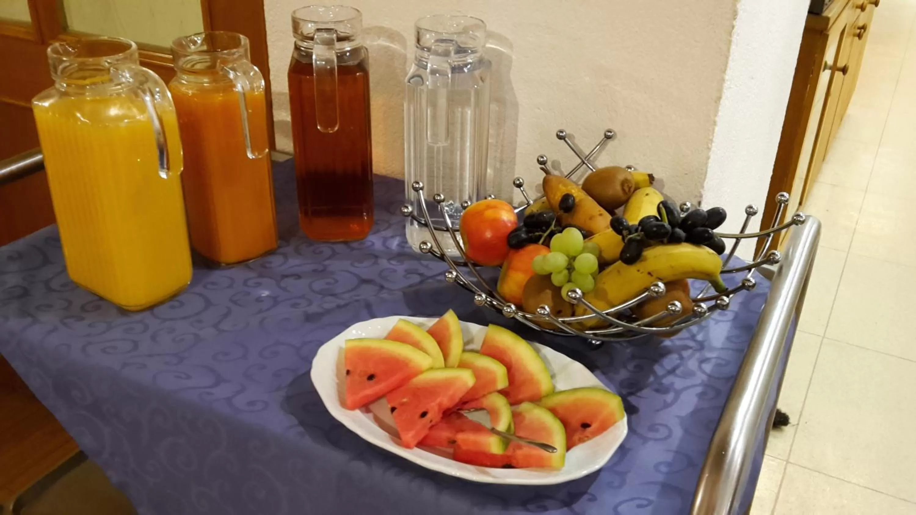 Buffet breakfast, Food in Hotel - Gasthof Erber