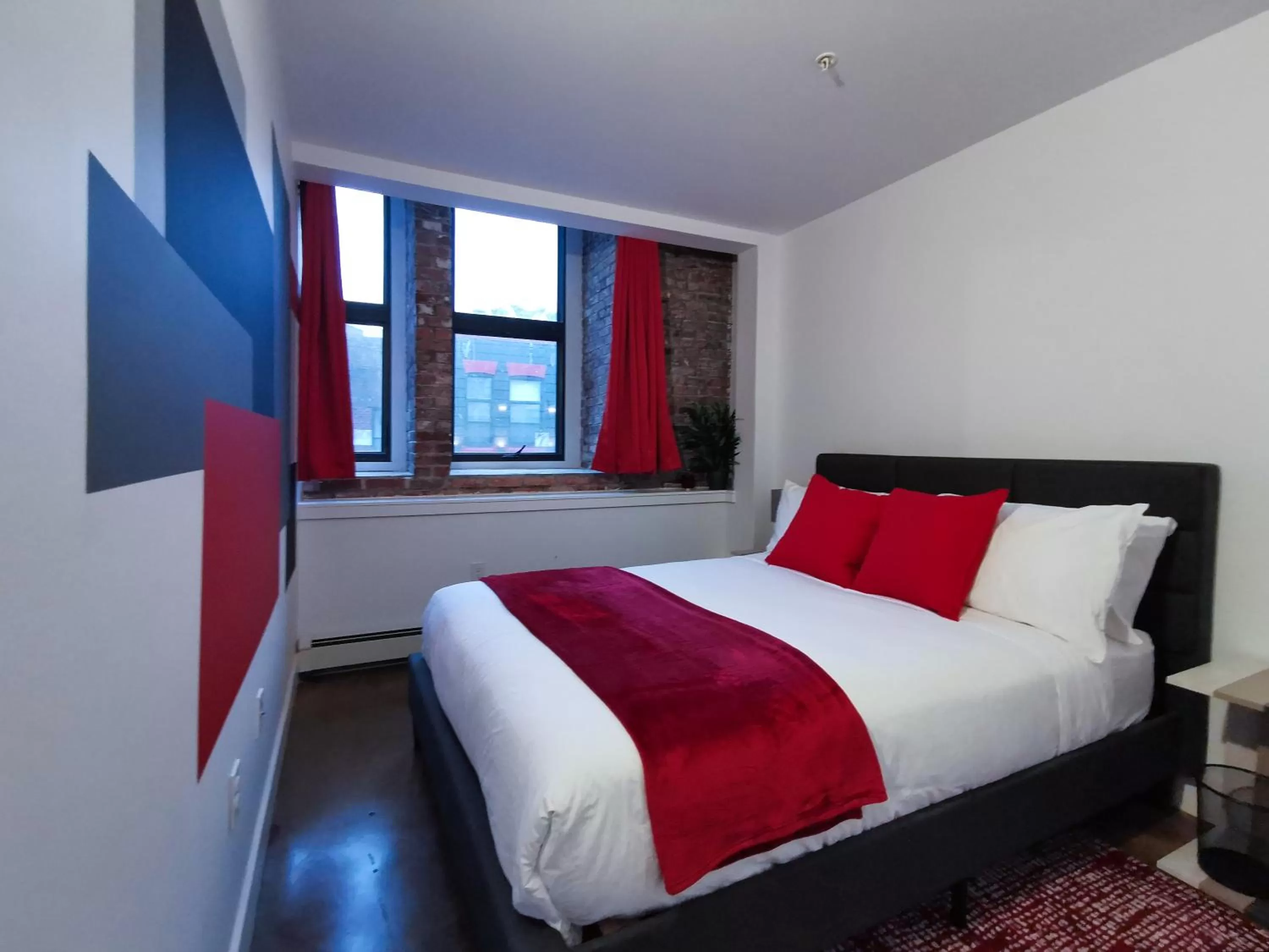 Bed in Cameo Hotel and Suites